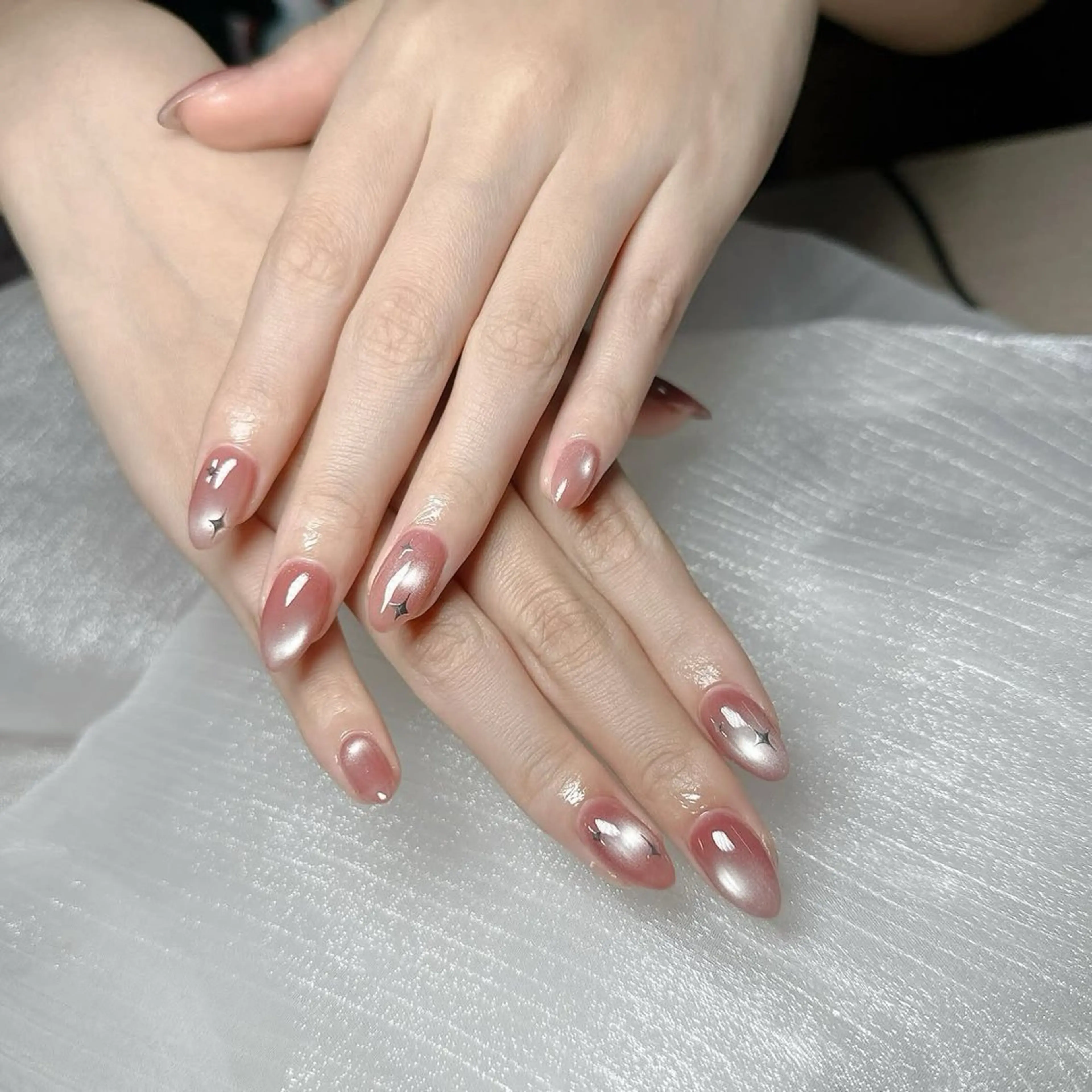 ネイル フットネイル フレンチネイル 韓国ネイル ロングネイル マグネットネイル Lee _nailのネイルデザイン