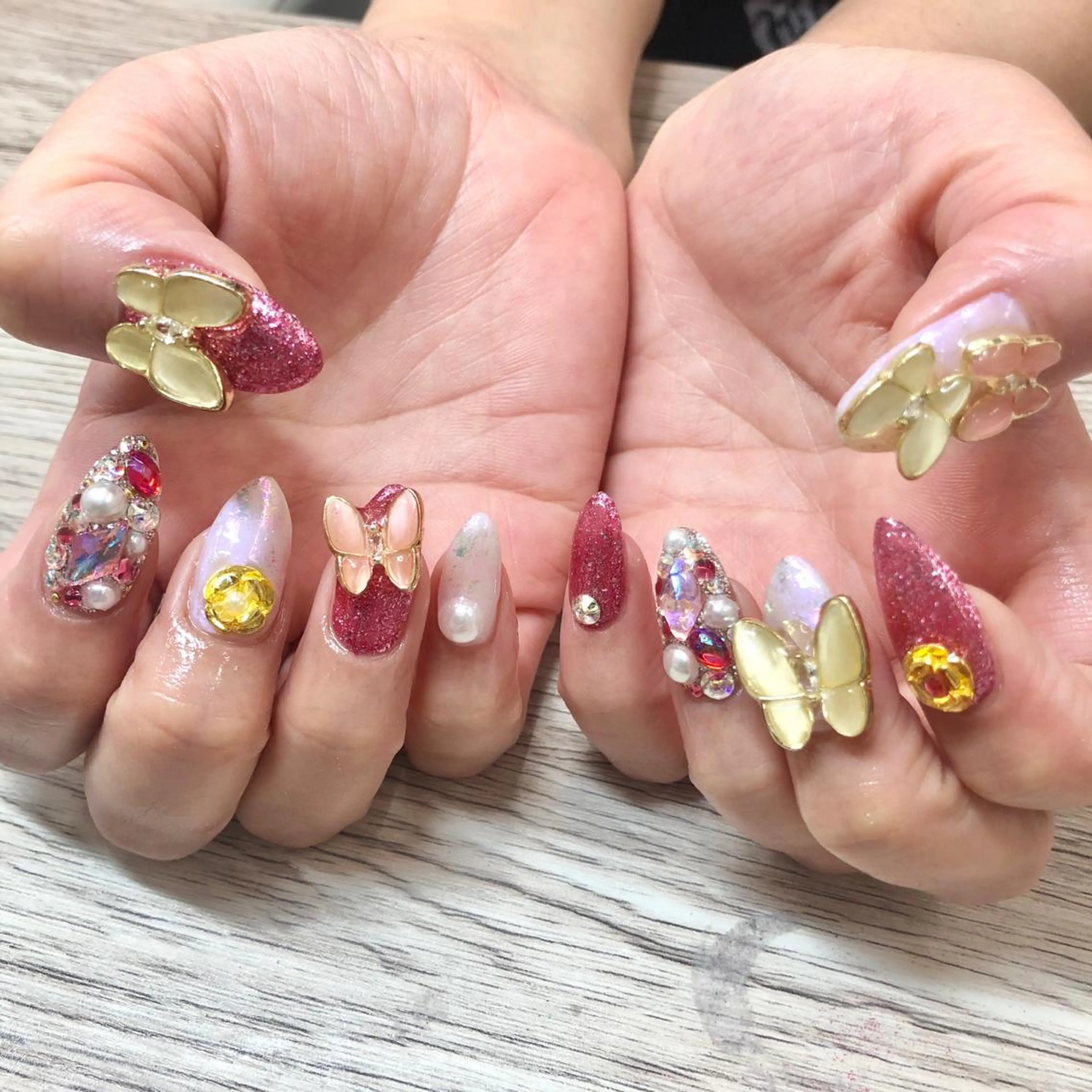 ネイル キラキラネイル ハンドネイル フットネイル 🎀AYAKO 🎀中韓ネイルのネイルデザイン