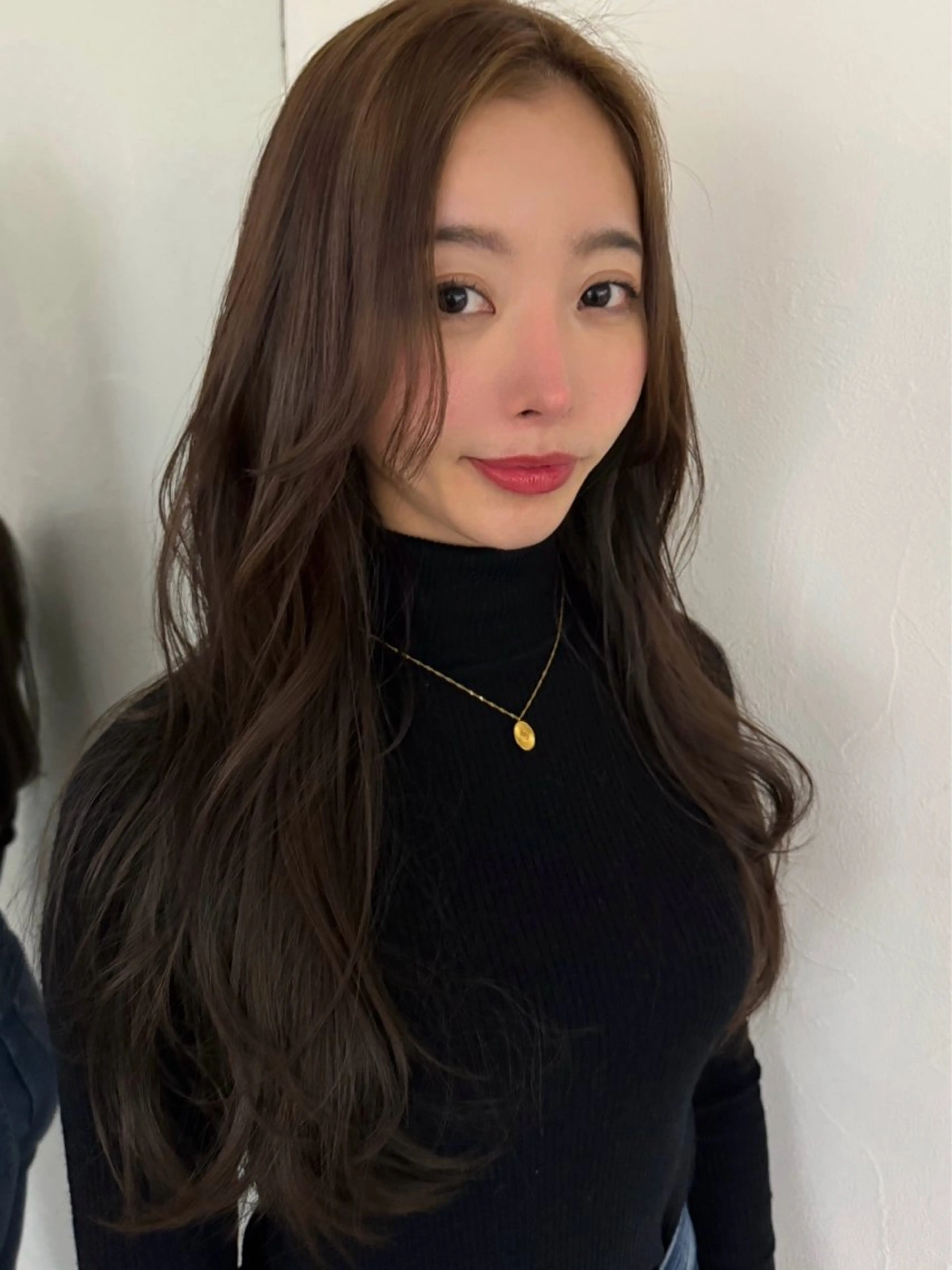 セミロング カット ヘアカラー トリートメント 髪質改善✨艶髪✨ レイヤーカット 田畑のヘアスタイル