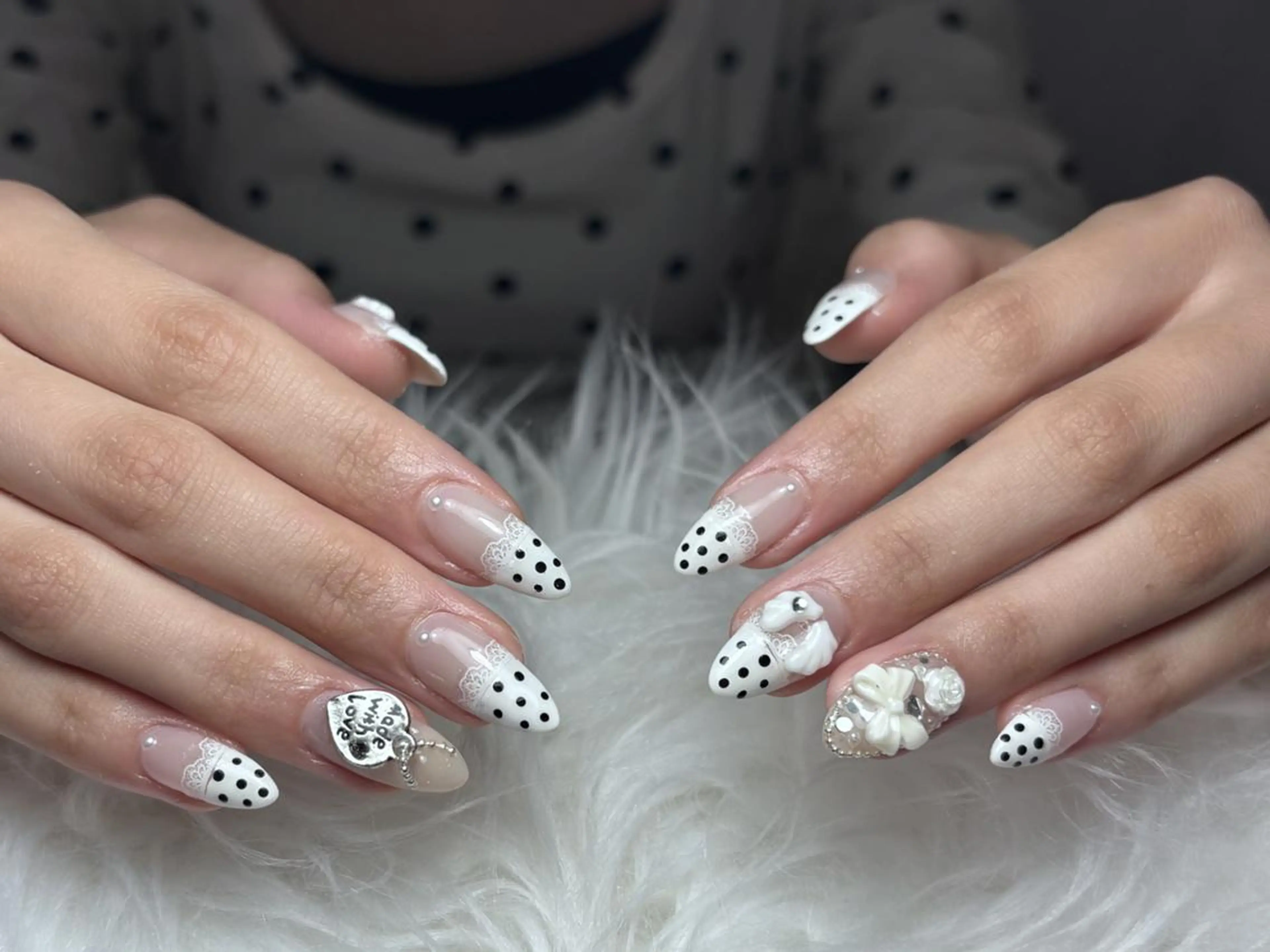 ネイル 長さ出し グラデーション 卒業式 キラキラネイル マグネットネイル Emi🌸Belle Nail Salonのネイルデザイン