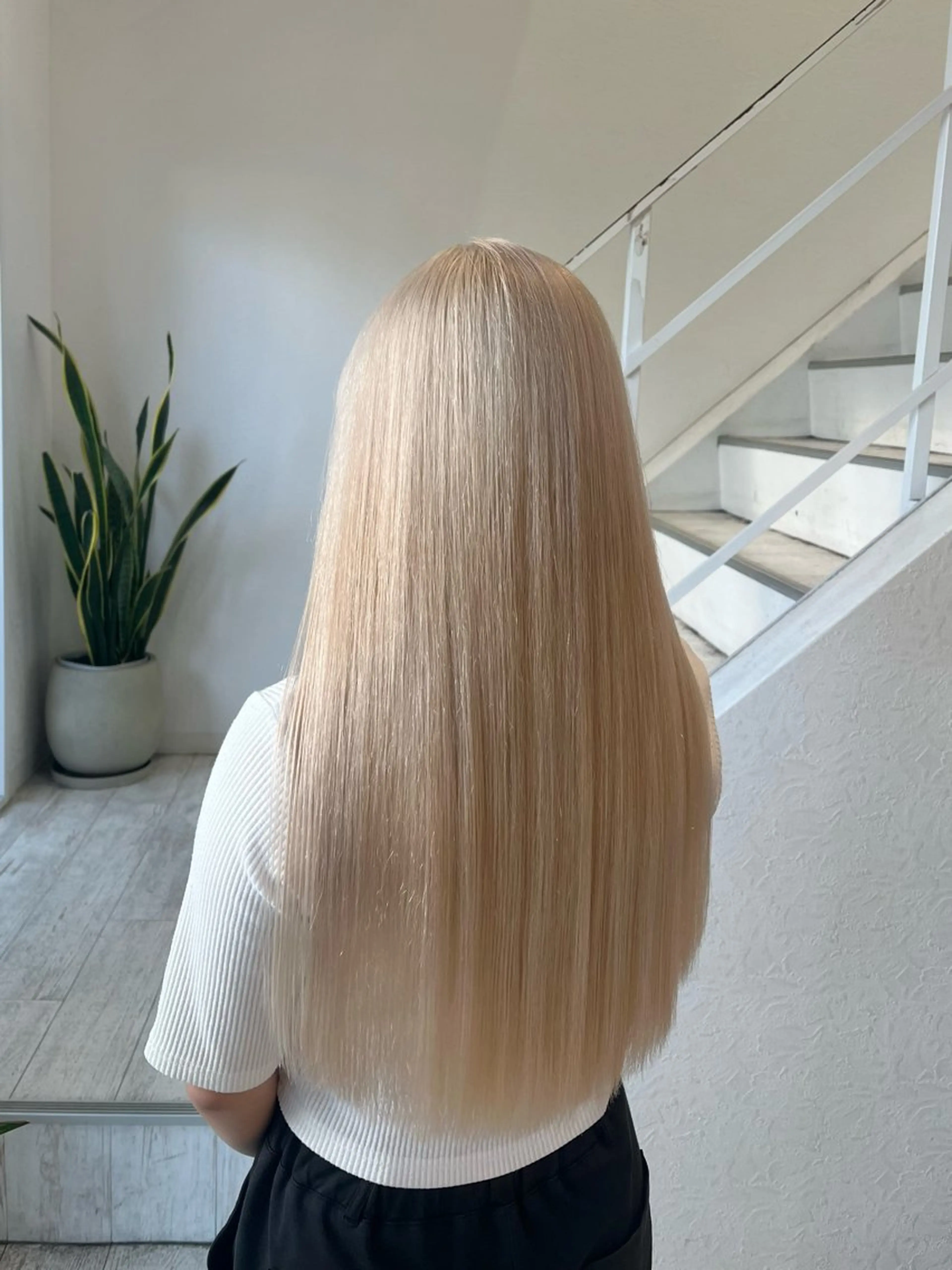 ハイブリーチ（2ブリーチ＋カラー）＋トリートメントの写真