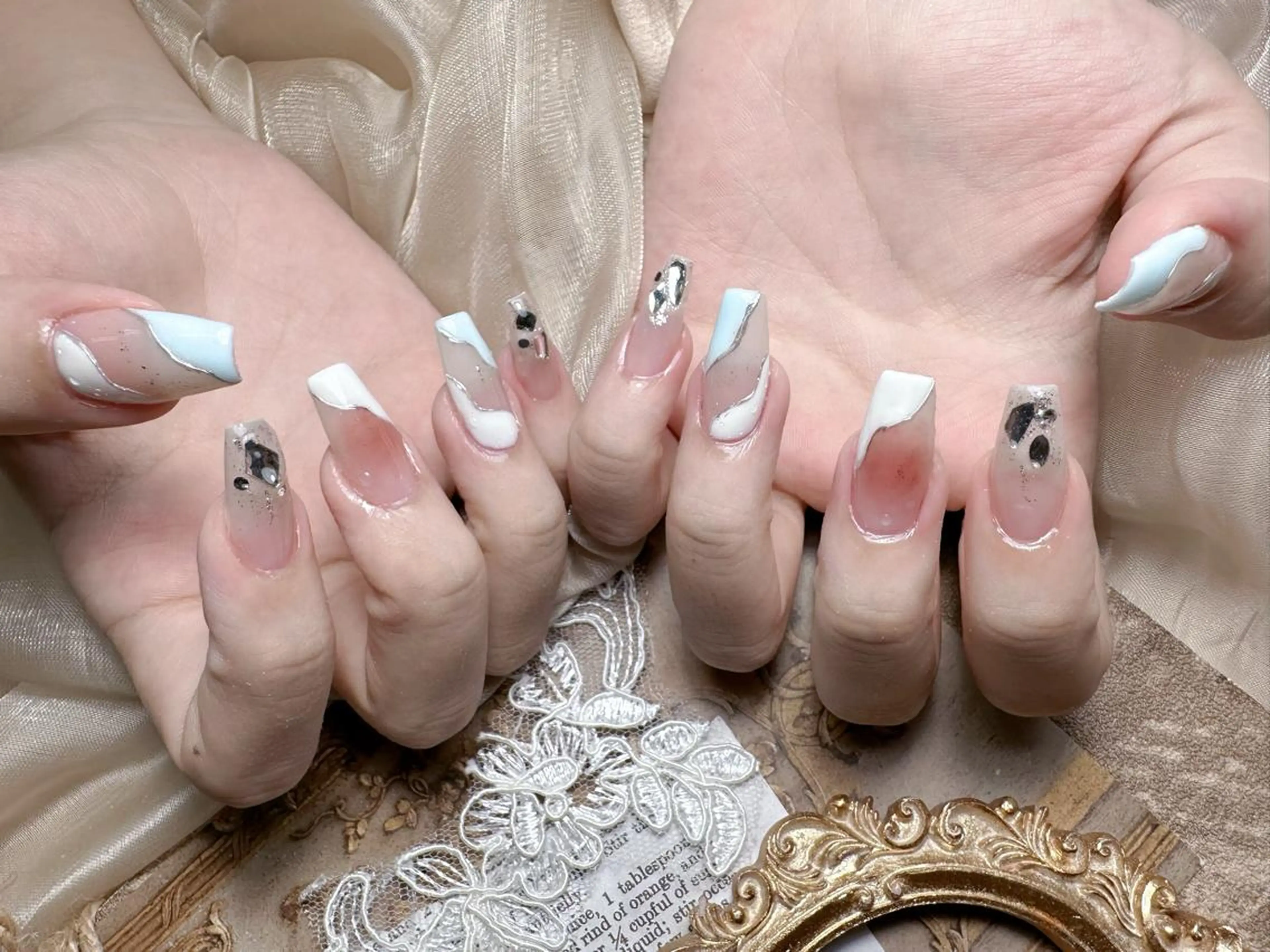 ネイル MissU ネイルサロンのネイルデザイン