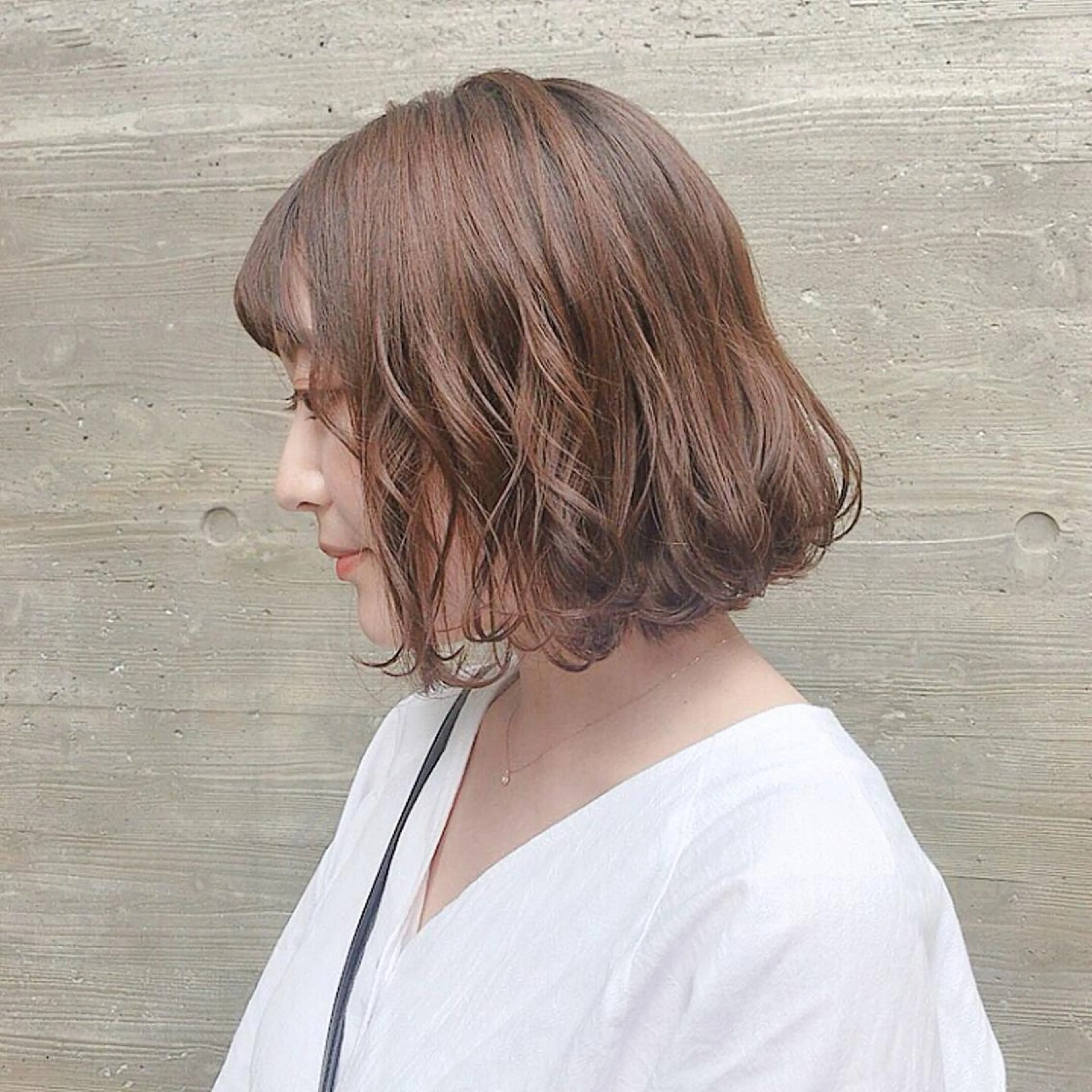 ショート カラー ベージュカラー ブリーチ ブリーチなしカラー ボブ 暗髪/艶髪/Ono .のヘアスタイル