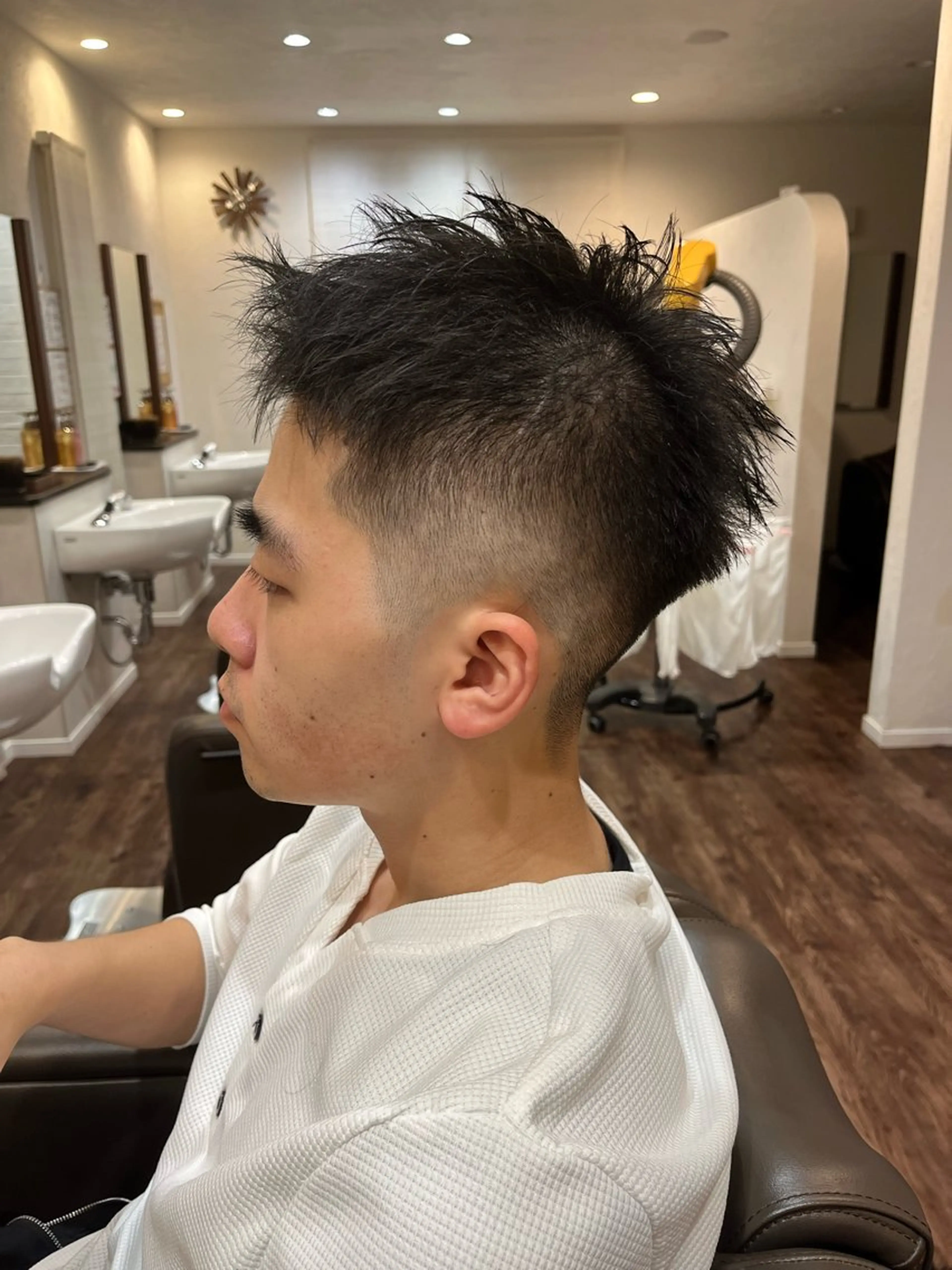 メンズ フェードカット 木村 慎馬のヘアスタイル