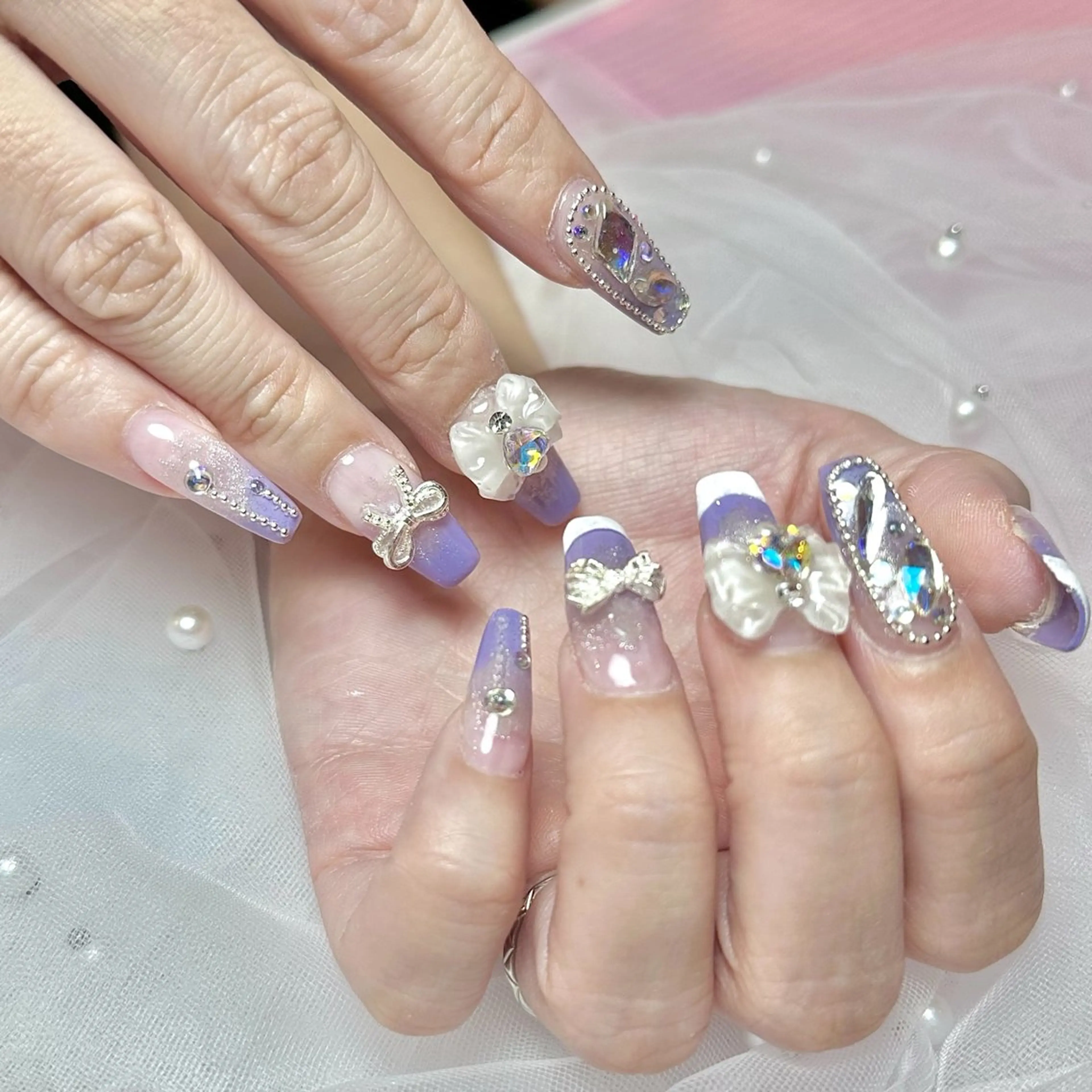 ネイル 持ち込み ピンキー 池田公園店のネイルデザイン