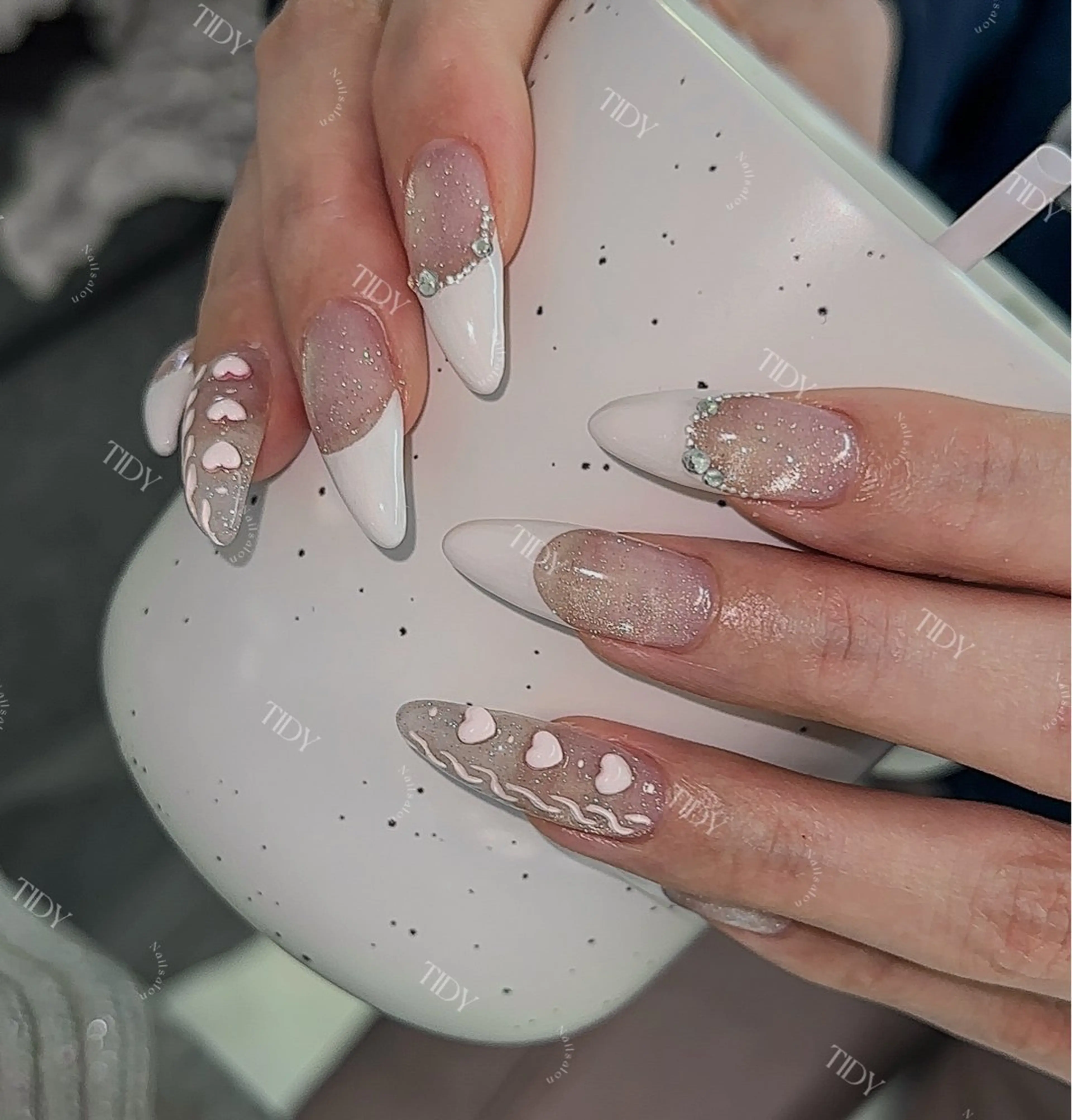 ネイル フットネイル ジェルネイル キラキラネイル 韓国ネイル ロングネイル ハンドネイル TIDY .のネイルデザイン