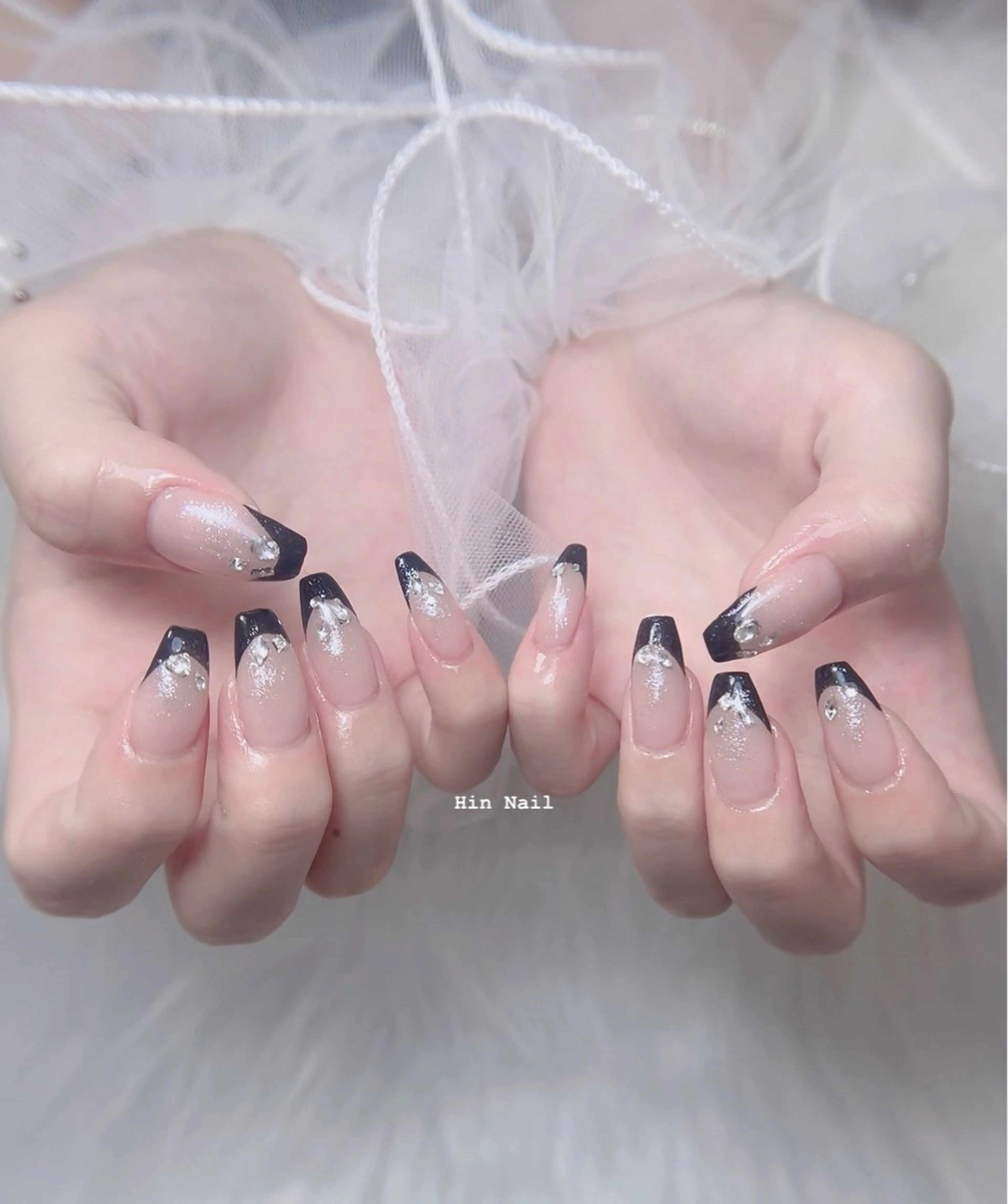 ネイル ハンドネイル Hin Nailsのネイルデザイン