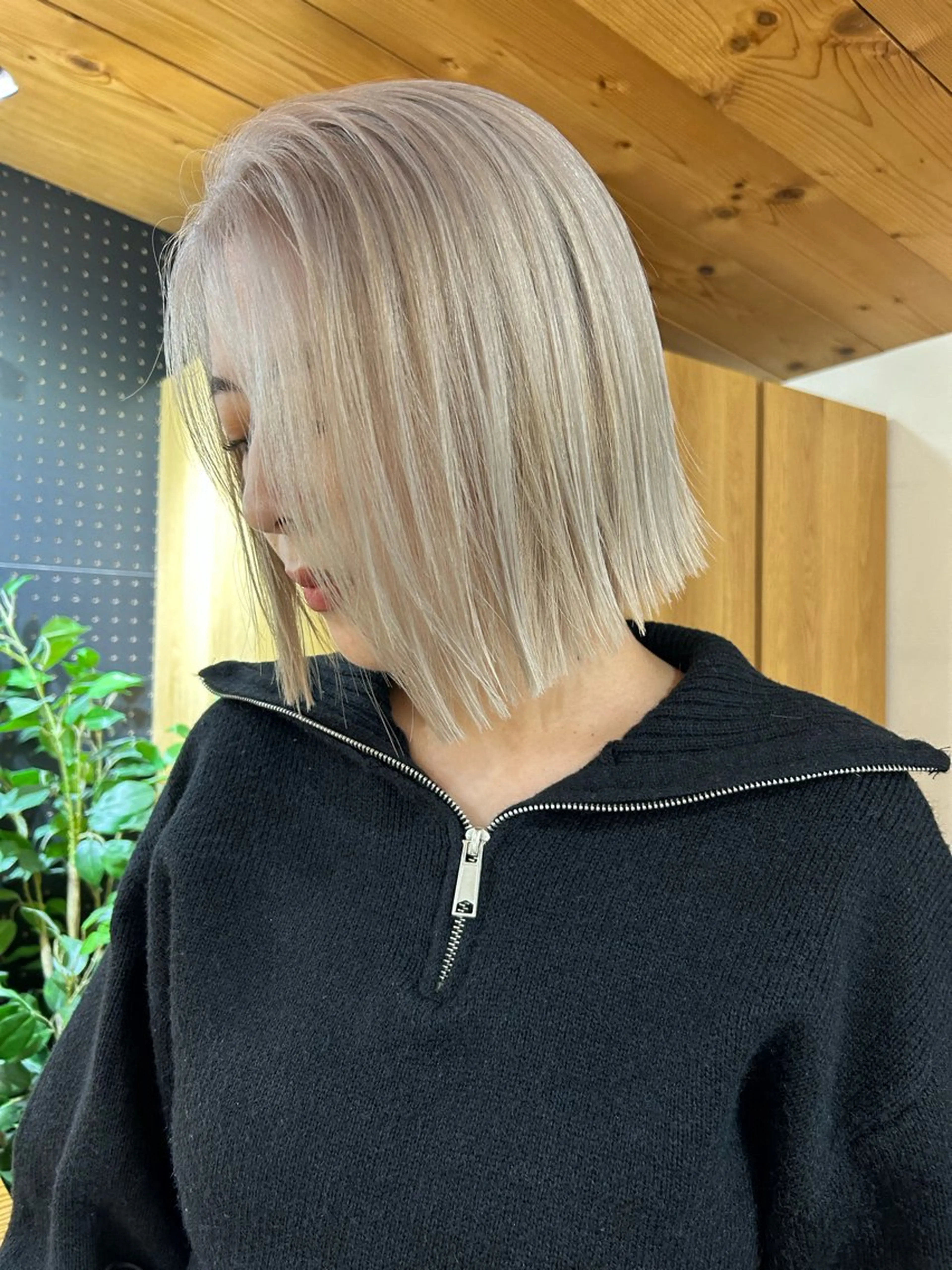 ショート カラー メンズ ブロンド ホワイトブロンド カット ヘアカラー トリートメント 🧸艶々韓国ヘア 🧁mizunaのヘアスタイル