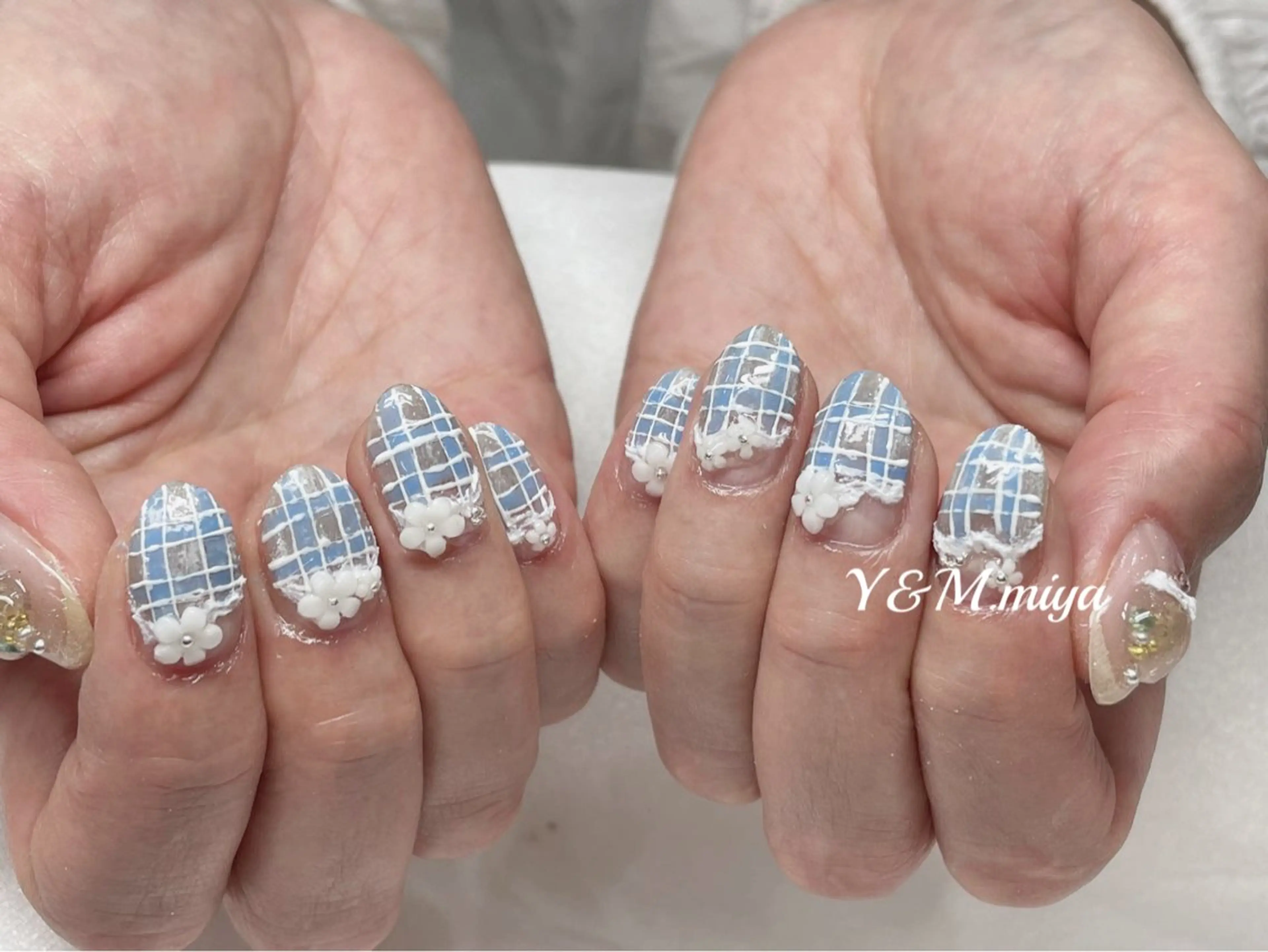 ネイル Ui_Amor (パラジェル)のネイルデザイン