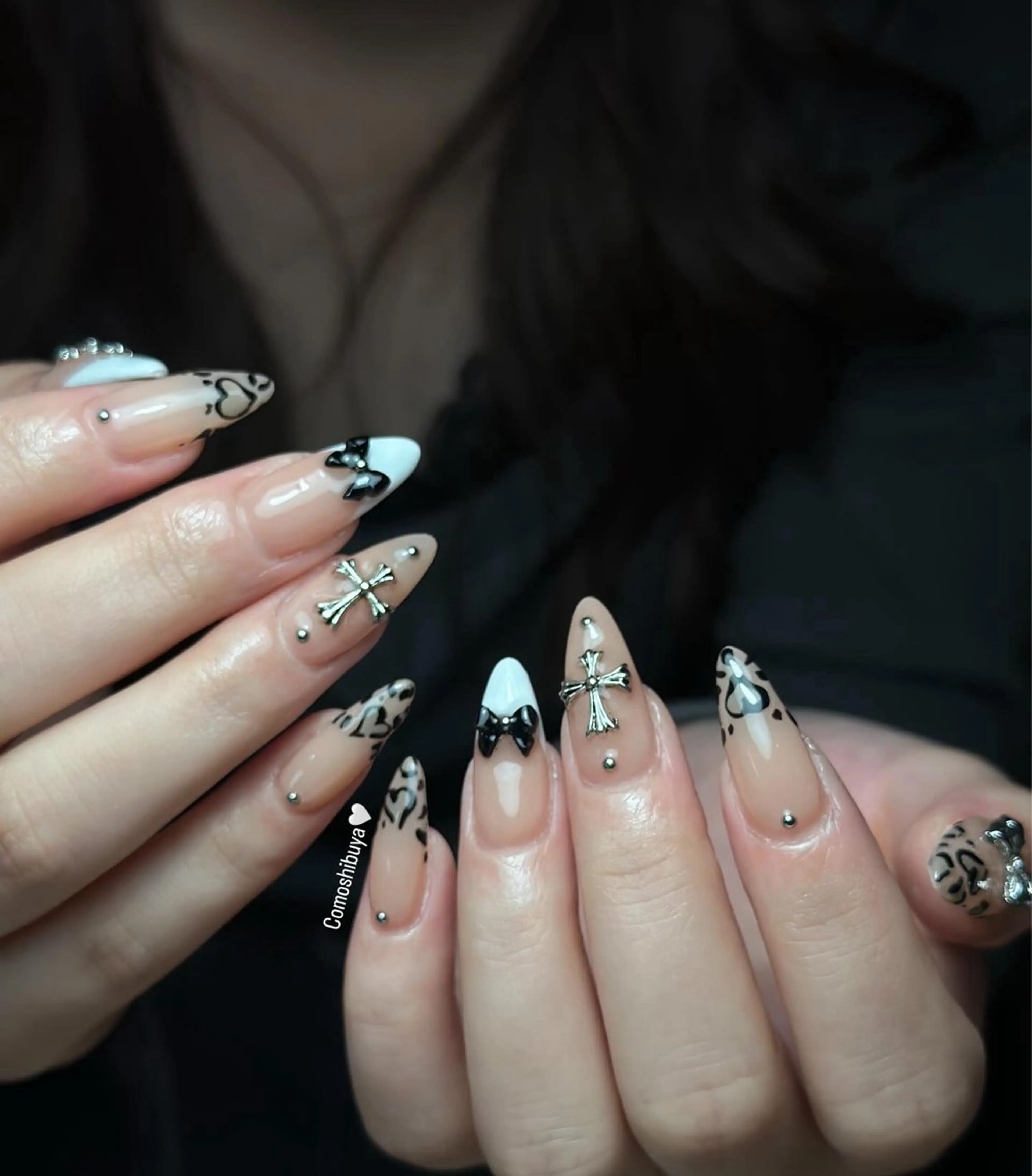 ネイル 韓国ネイル シンプルネイル ワンホンネイル ハンドネイル CoMo Nailのネイルデザイン