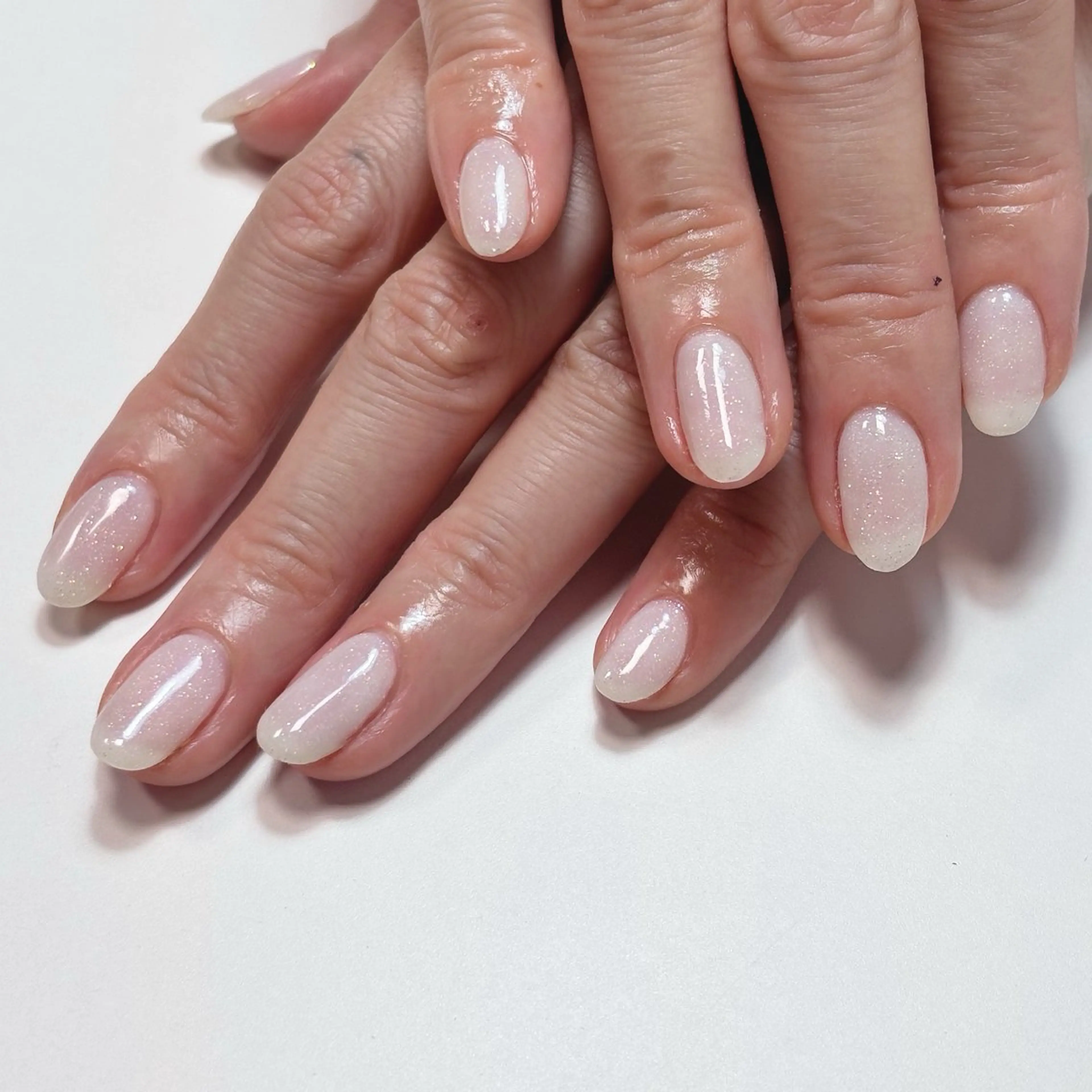 ネイル キラキラネイル ホワイト paljon ゆい静岡市のネイルデザイン