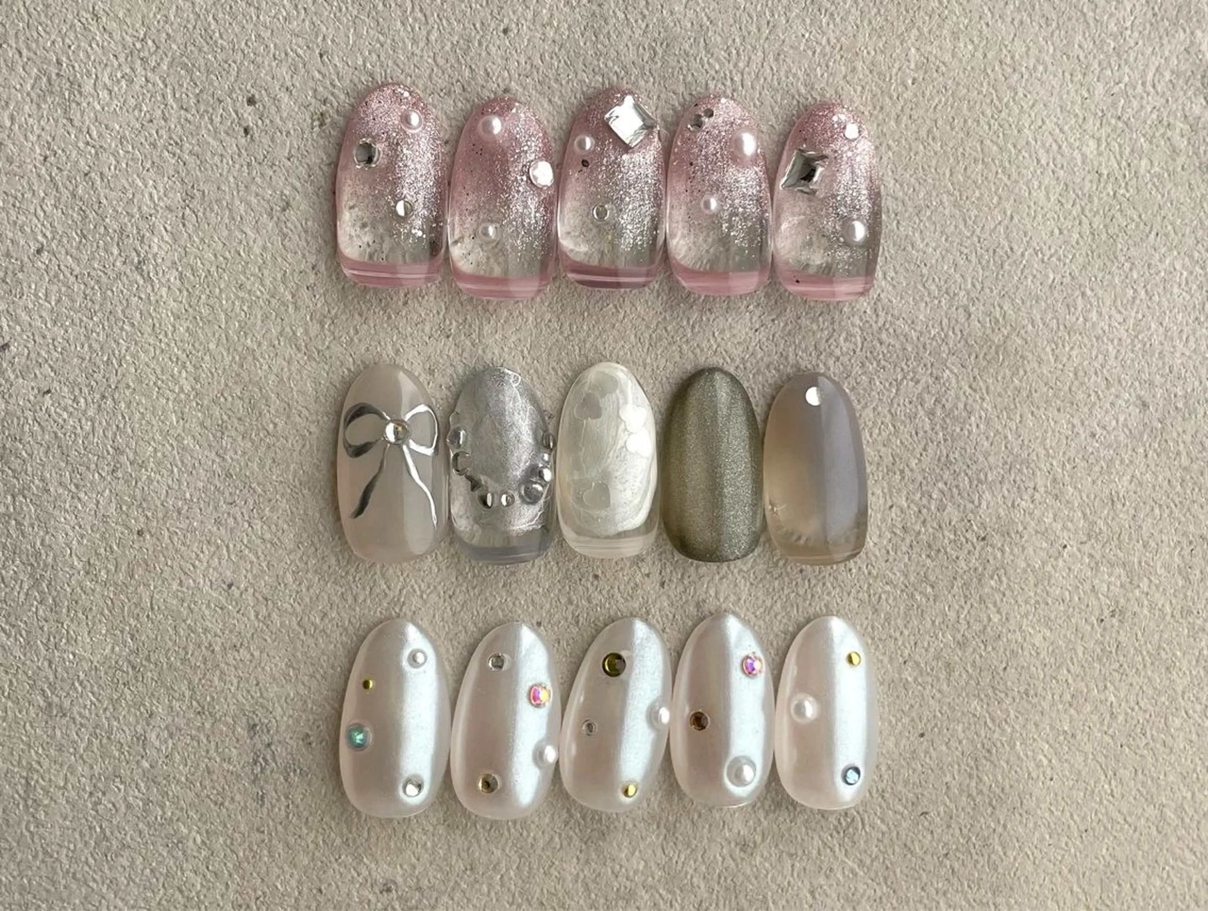 【オフ込み】サンプルデザインd ☺︎ベースパラジェル変更+600円の写真