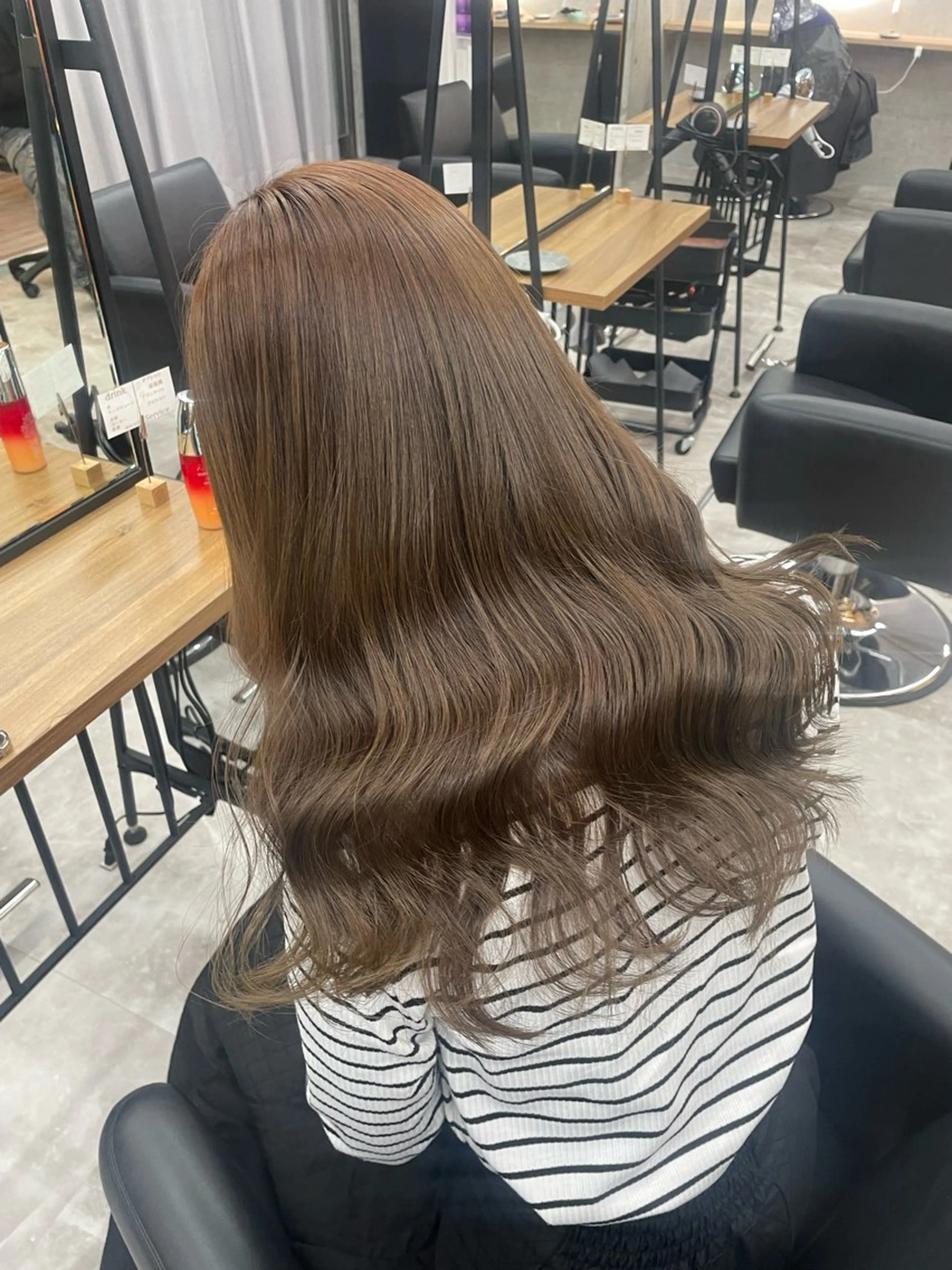 ロング 奥野碧🌈艶髪 /ダメージレスカラーのヘアスタイル