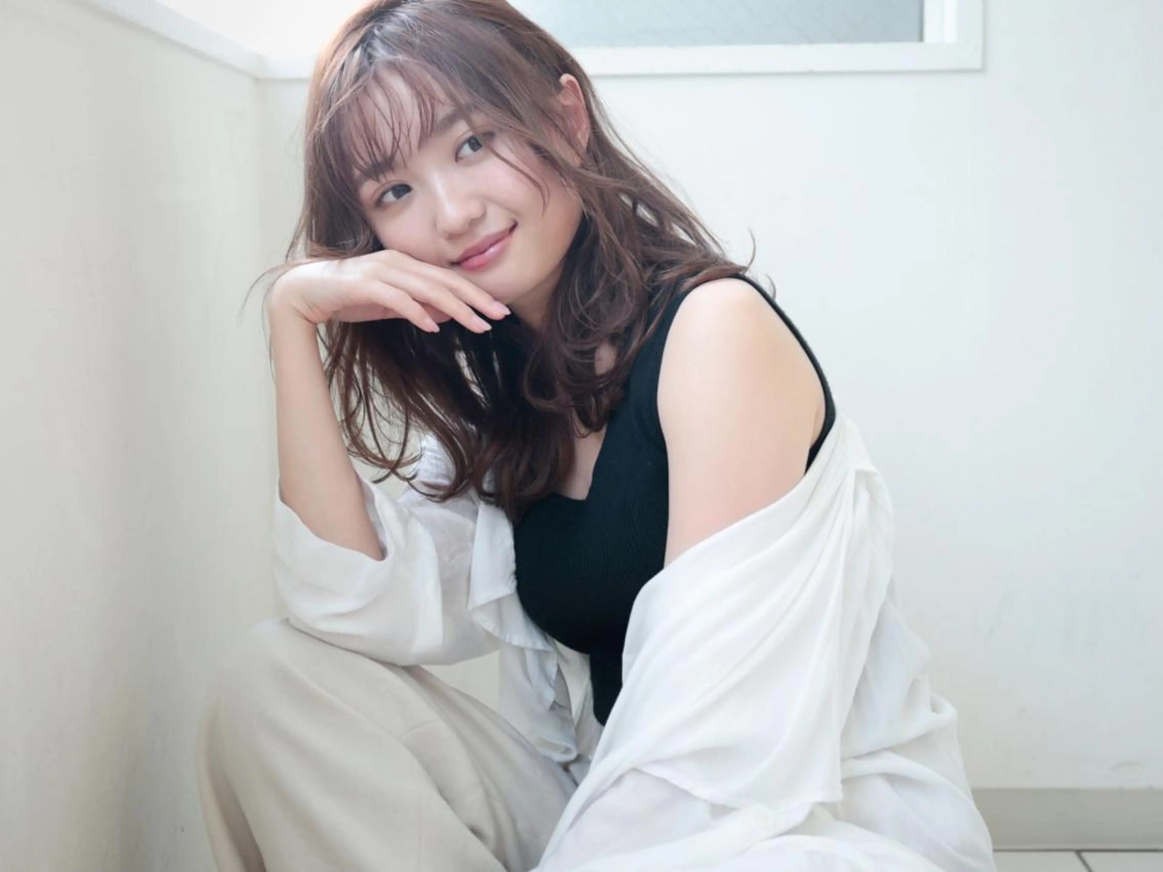 セミロング 美髪矯正・レイヤー 倉友哉のヘアスタイル