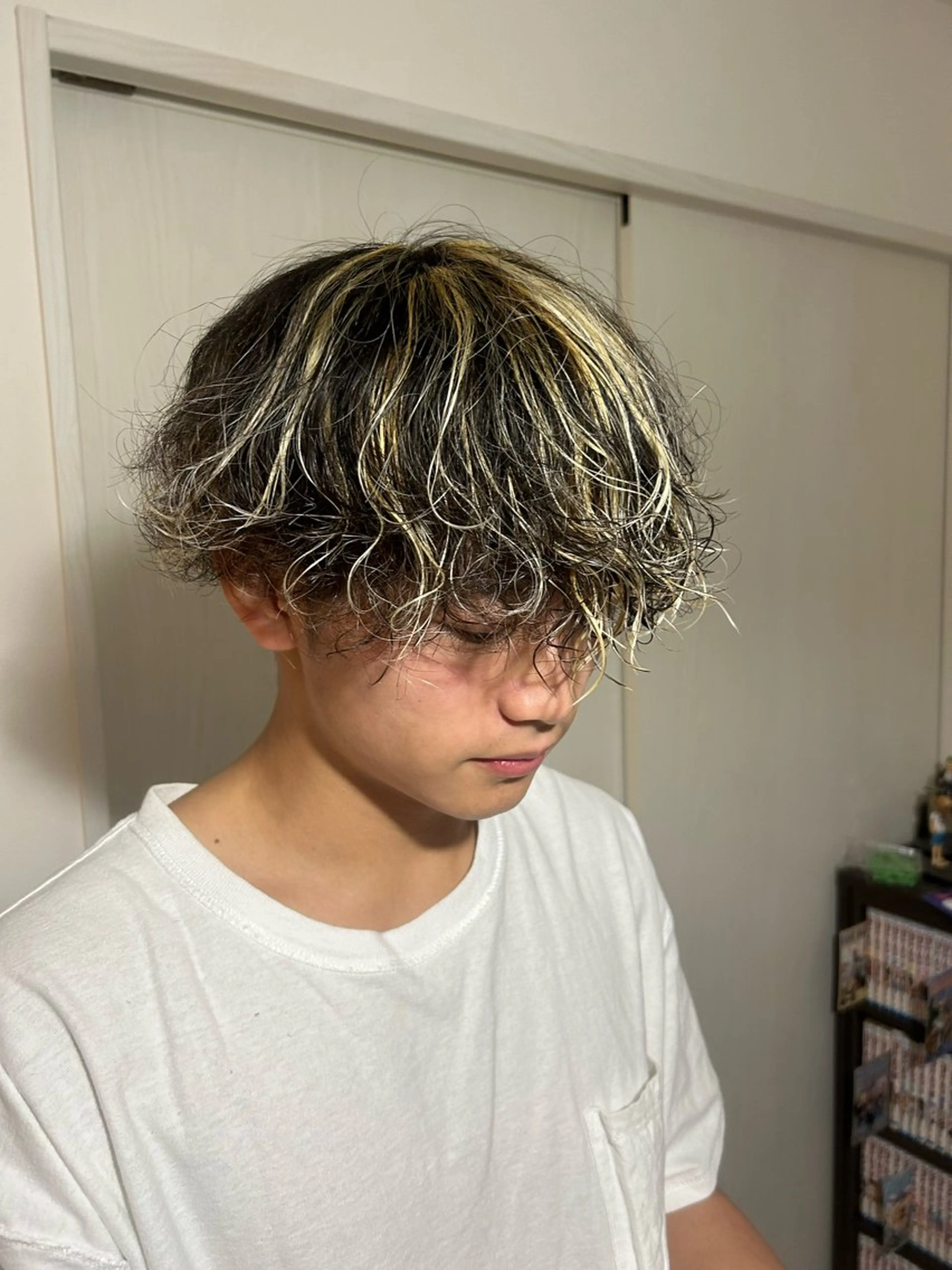 カラー メンズ メンズハイライト ハイライトカラー ヘアカラー 桜井晶/ Blossom大山店のヘアスタイル
