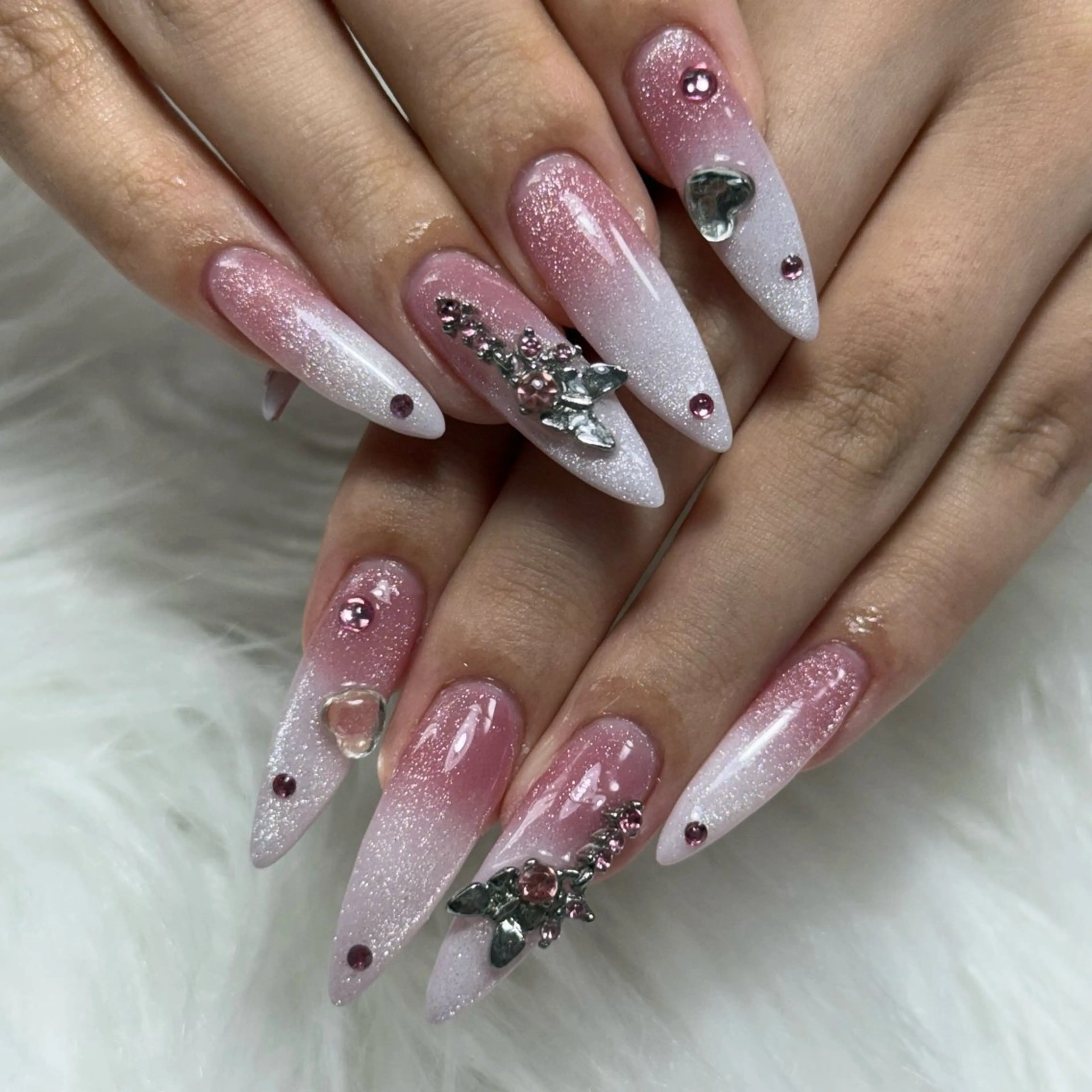 土曜日限定メニュー💅持ち込みデザイン可！※(長さだし有の場合は金額変わります)の写真