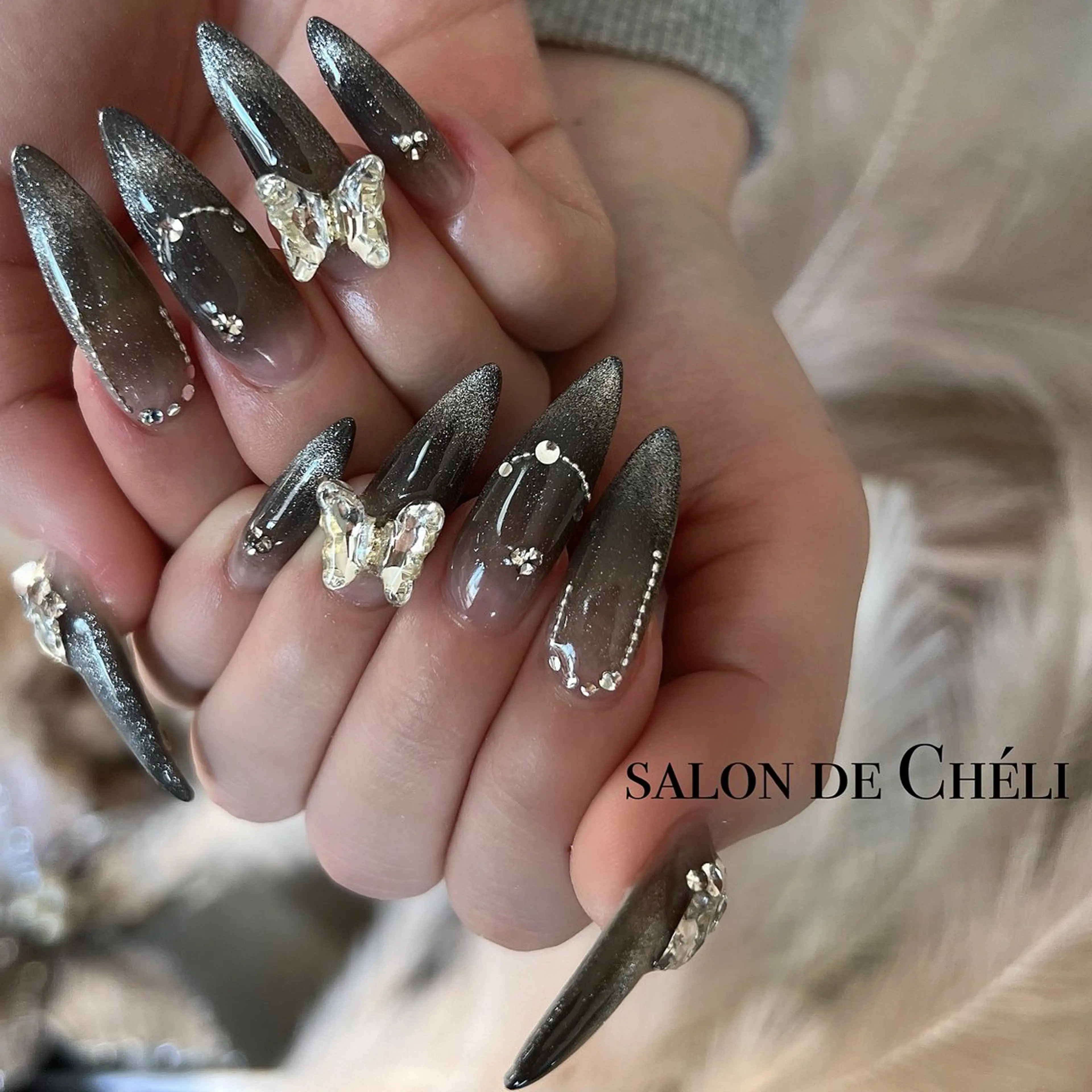 ネイル ワンホンネイル ハンドネイル salon de Cheliのネイルデザイン