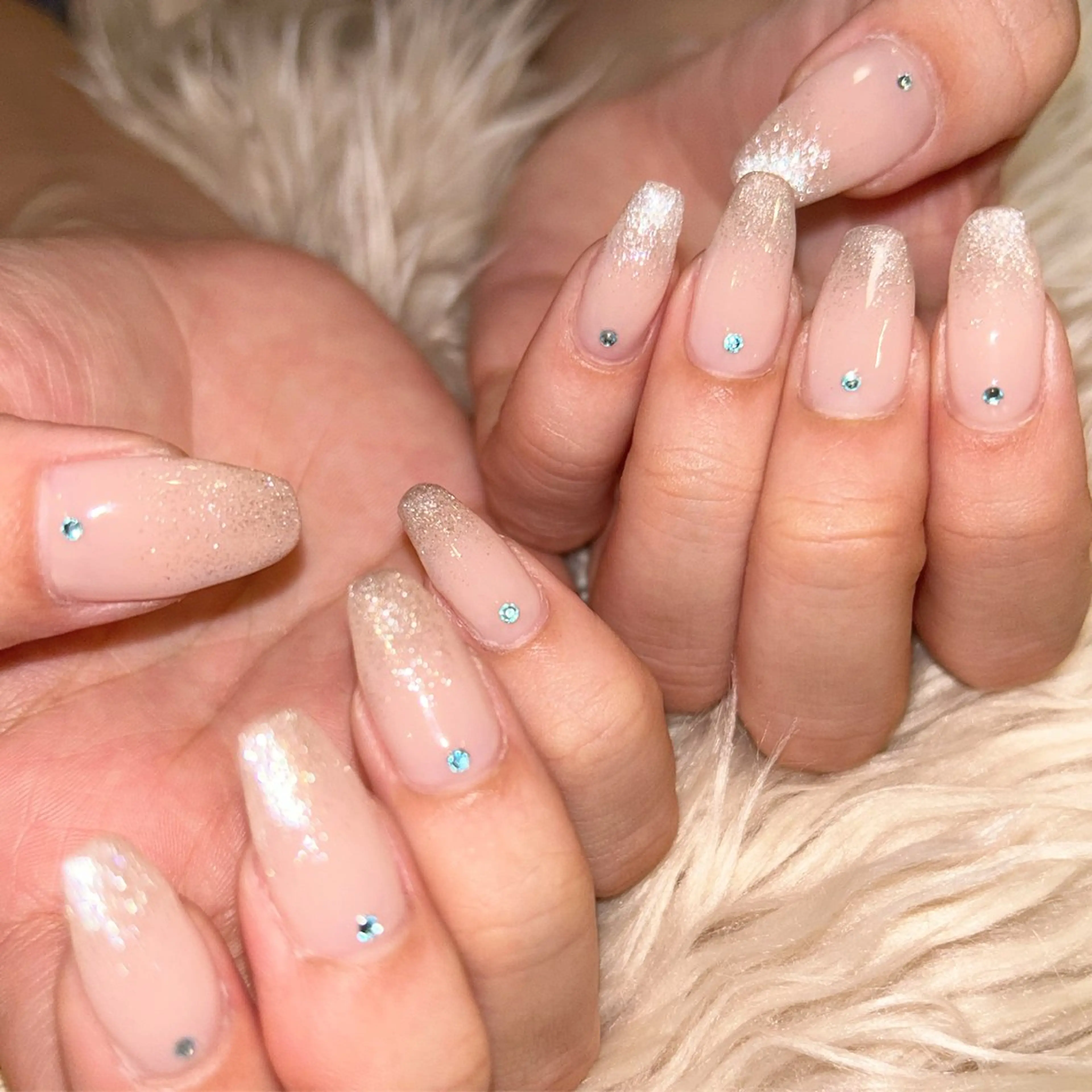 ネイル ストーンネイル ハンドネイル Bianca赤羽 松元🥣🫧のネイルデザイン