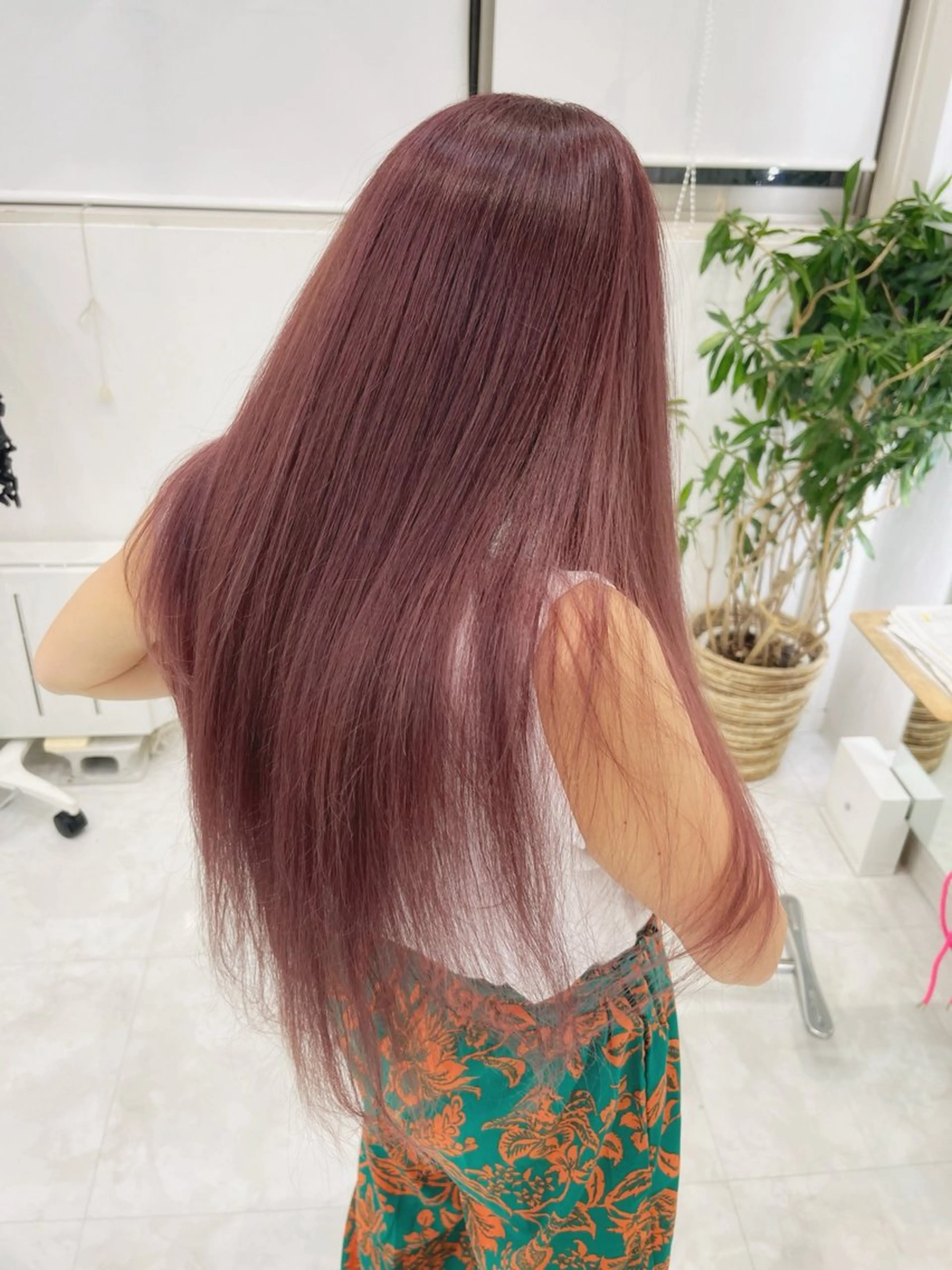 ロング カラー カット ヘアカラー 山森 大地のヘアスタイル