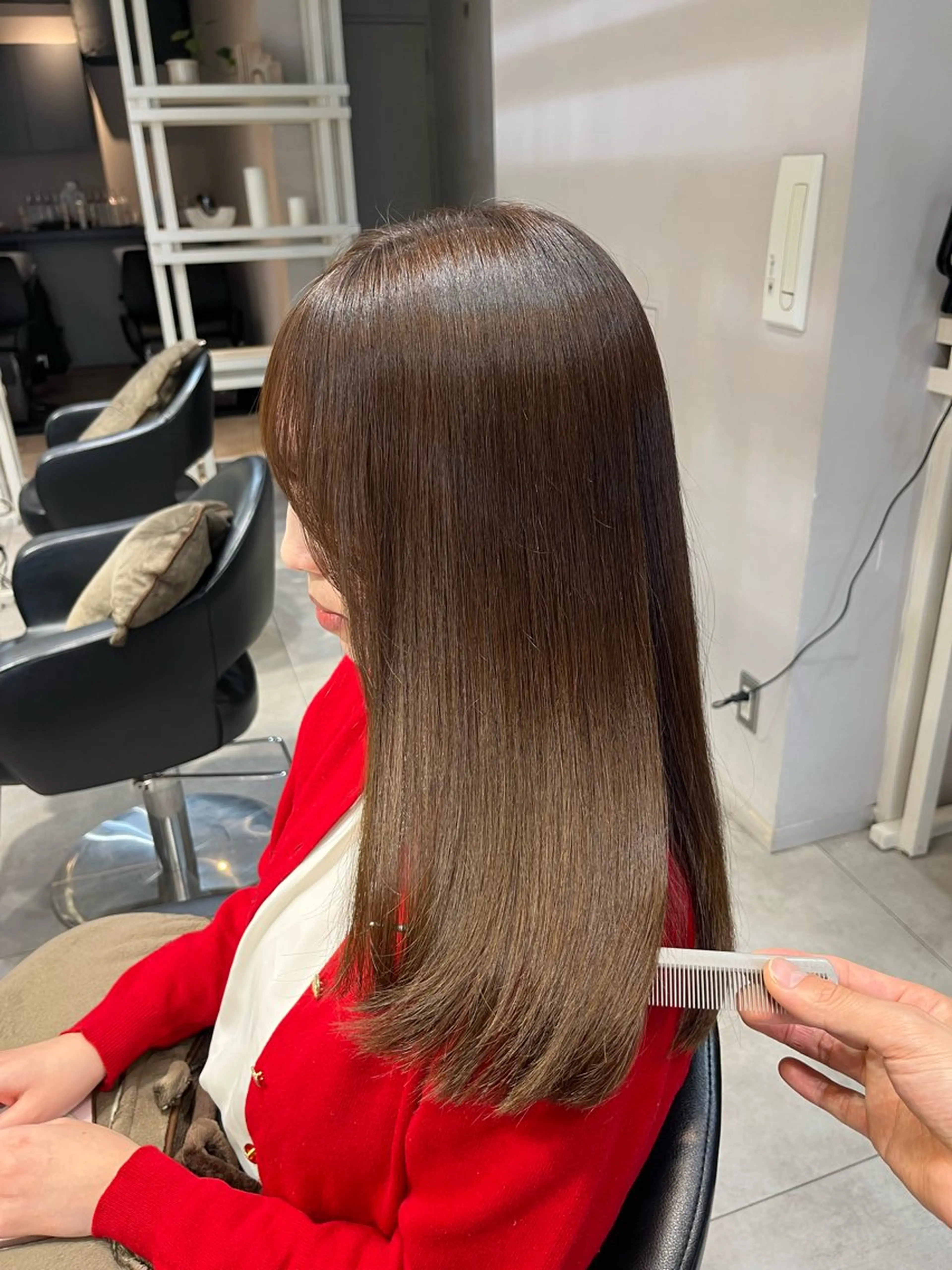 セミロング カラー うる艶カラー/恵比寿 ベージュ/丸山陽平のヘアスタイル