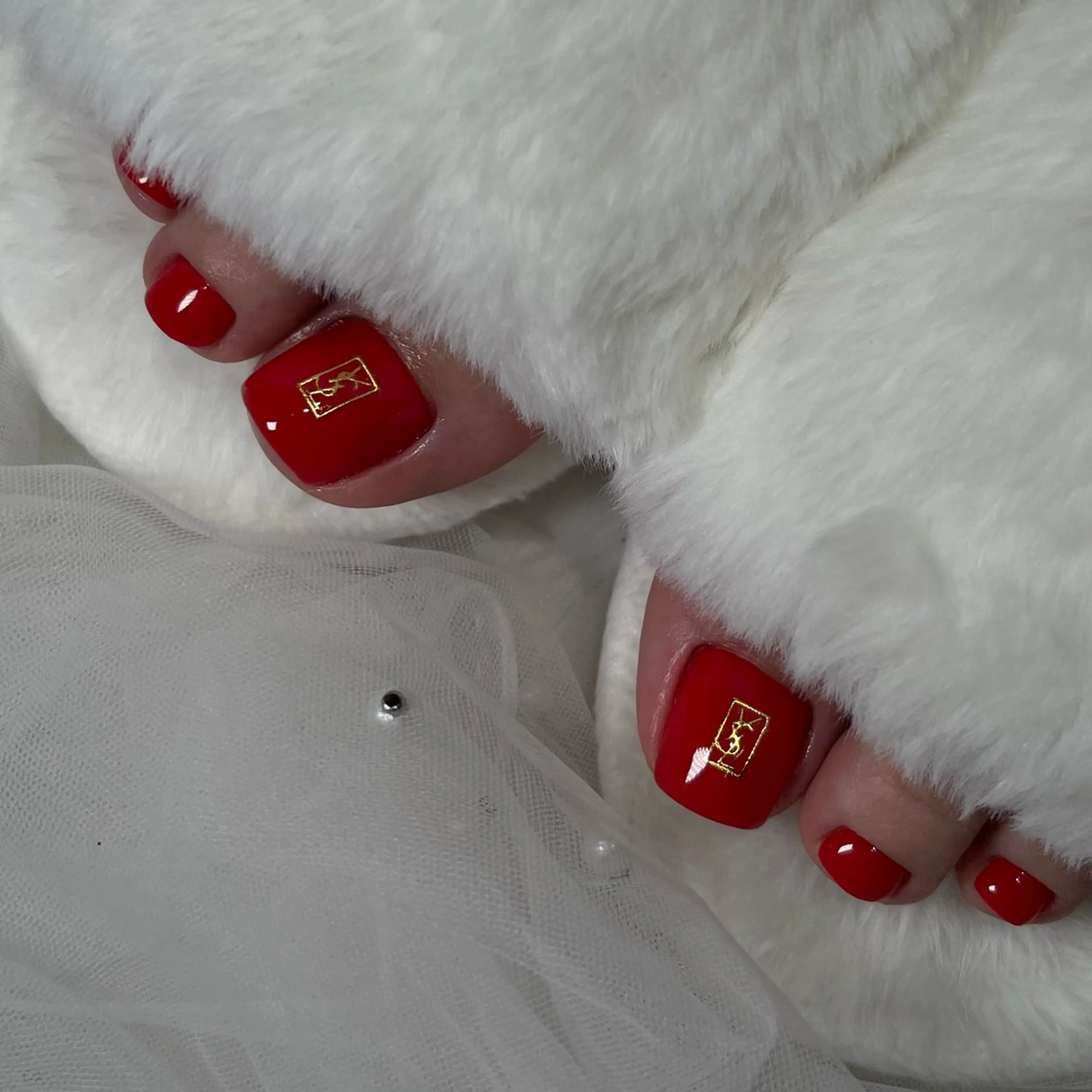 ネイル フットネイル 𝐍𝐄𝐎 𝐉𝐔𝐑𝐈のネイルデザイン