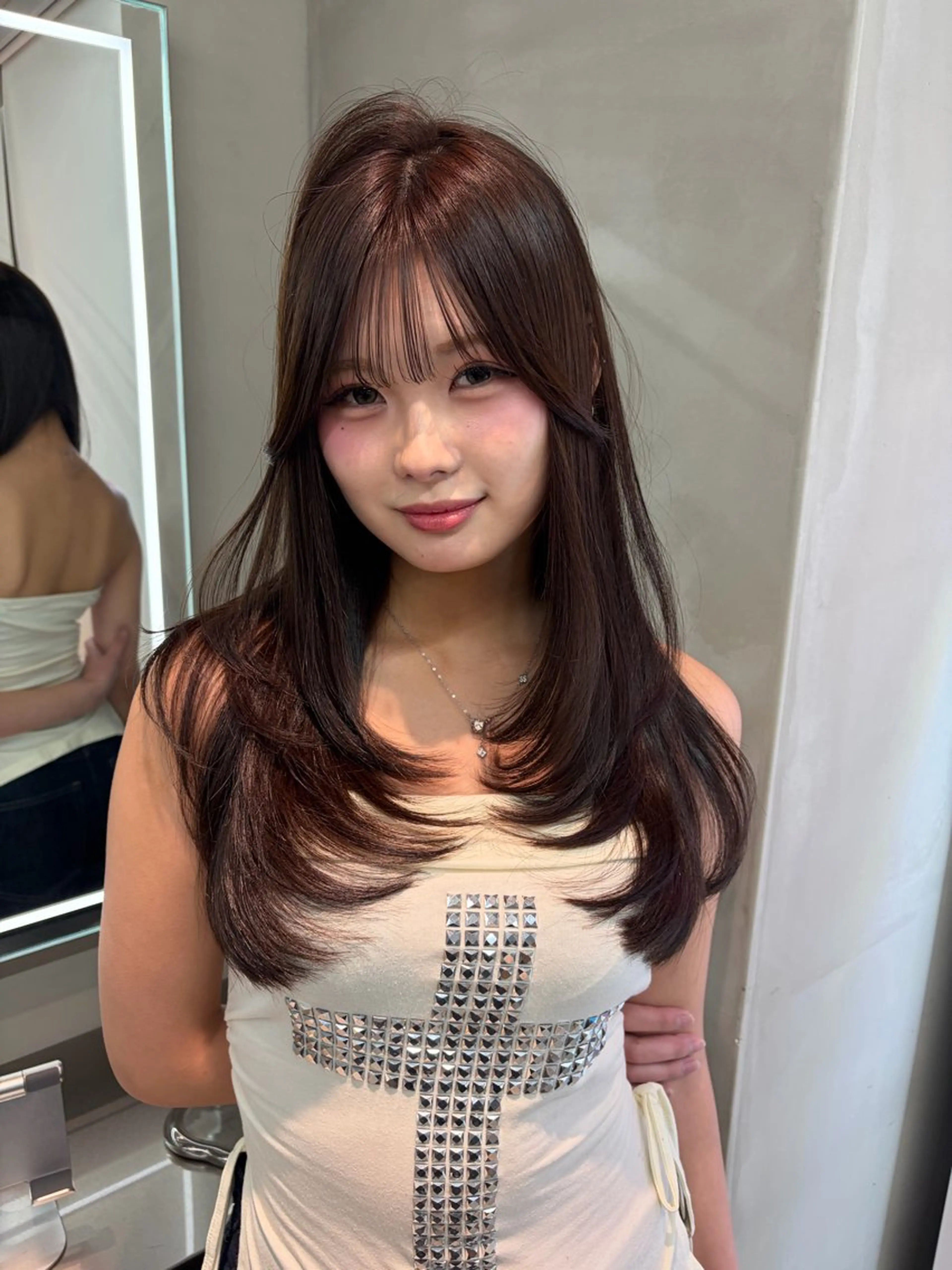 ミディアム カラー ヘアアレンジ ベージュカラー ブリーチ 透明感カラー ブリーチなしカラー 髪質改善 カット ヘアカラー トリートメント 【博多髪質改善】 吉村　清志のヘアスタイル