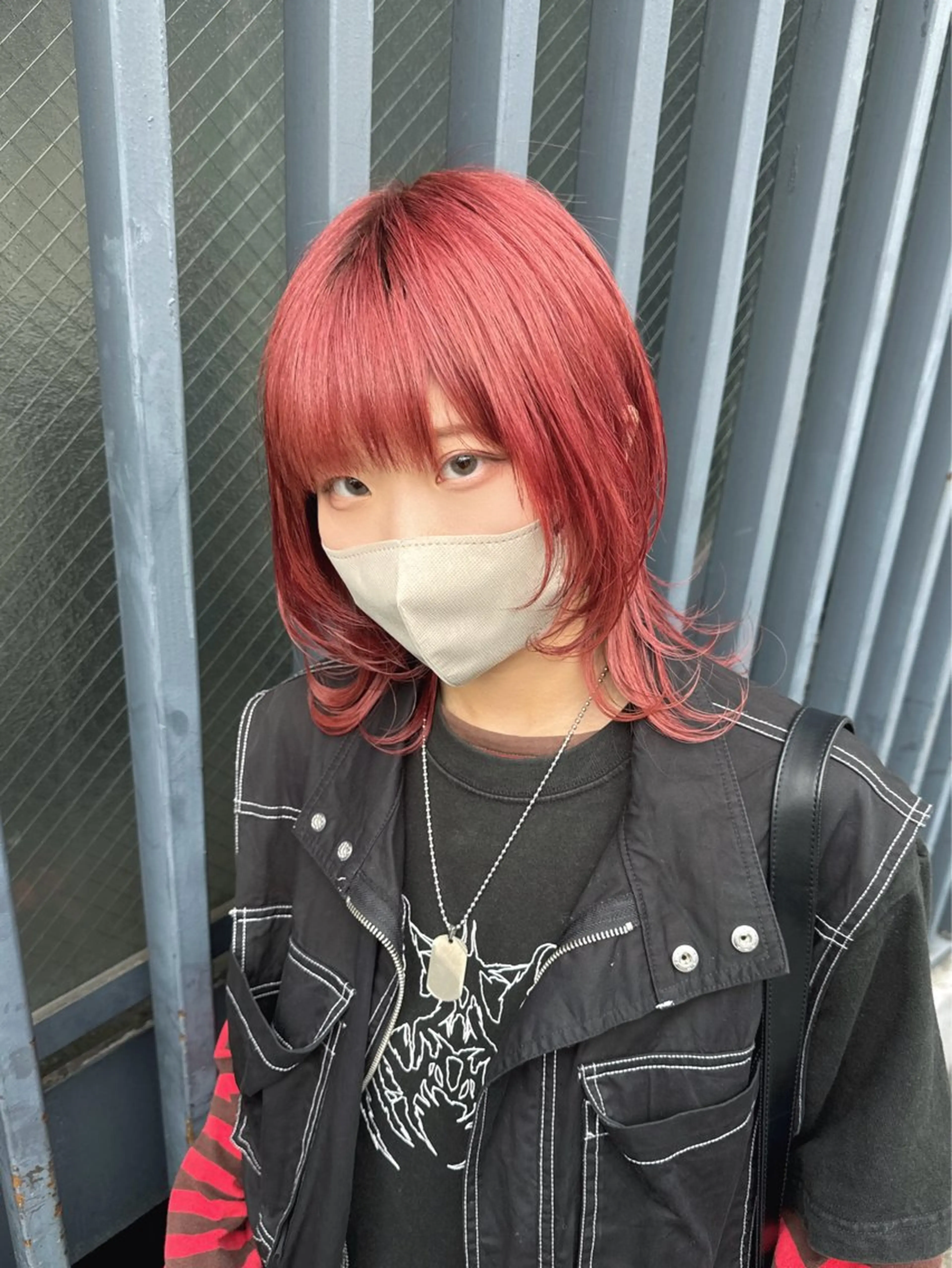 ミディアム カラー ブリーチ ケアブリーチ ダブルカラー イヤリングカラー ハイトーンカラー 【.ico】心斎橋/ ウルフ/飛田ゆうきのヘアスタイル