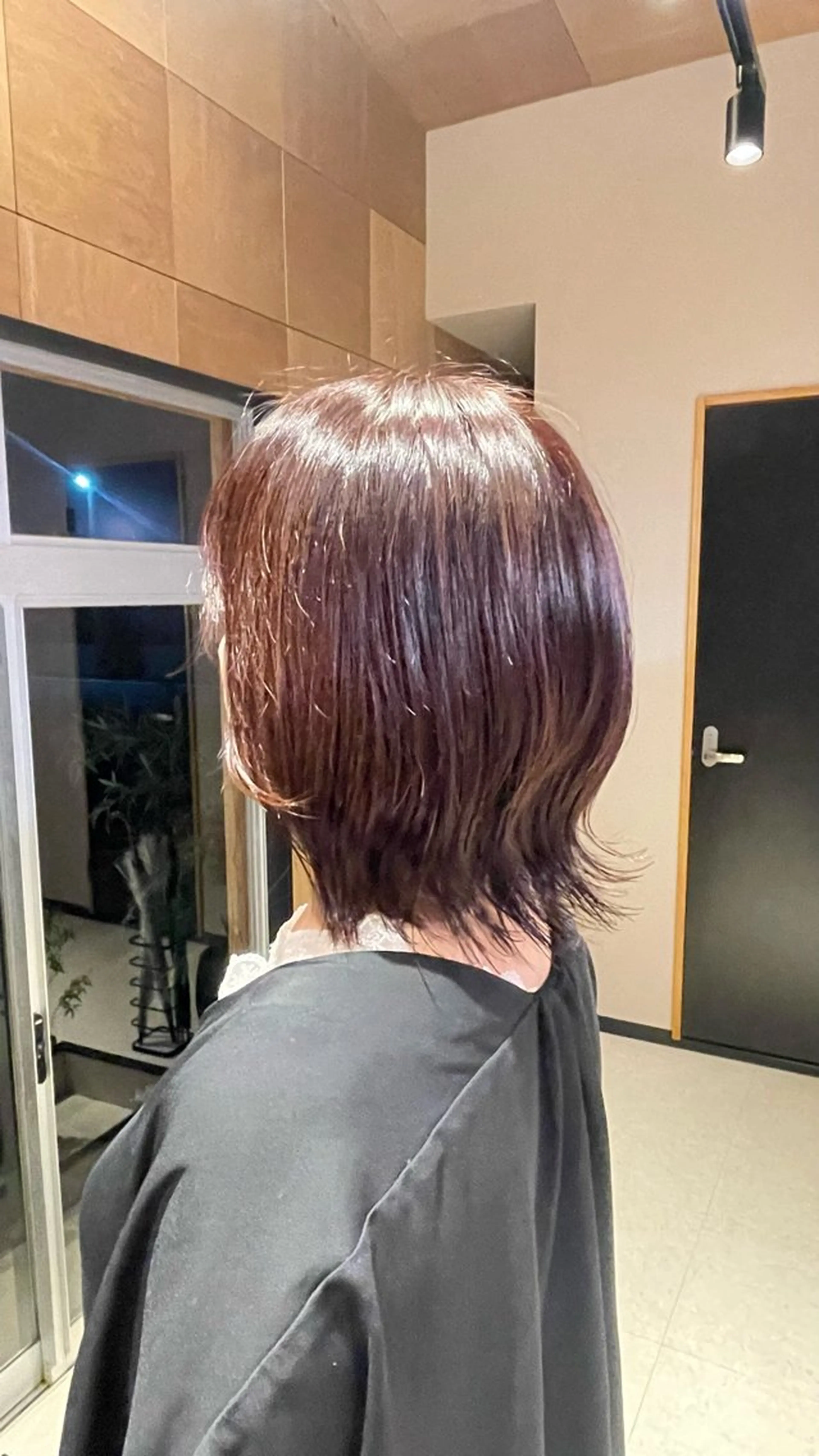 ショート カラー ブラウンカラー ピンクカラー 進藤 来実のヘアスタイル