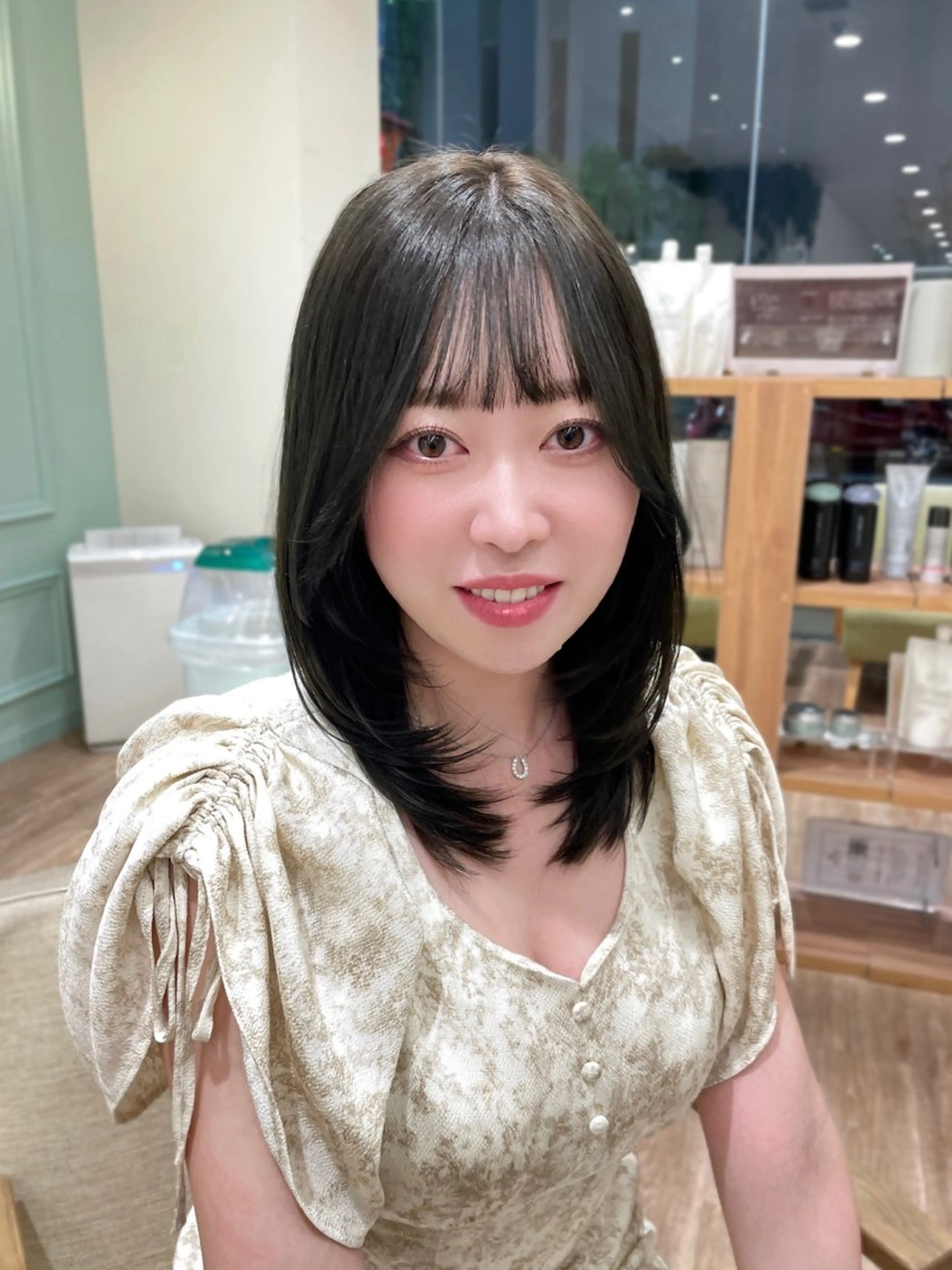 セミロング レイヤー／大宮／韓国 🤍AYA🤍のヘアスタイル