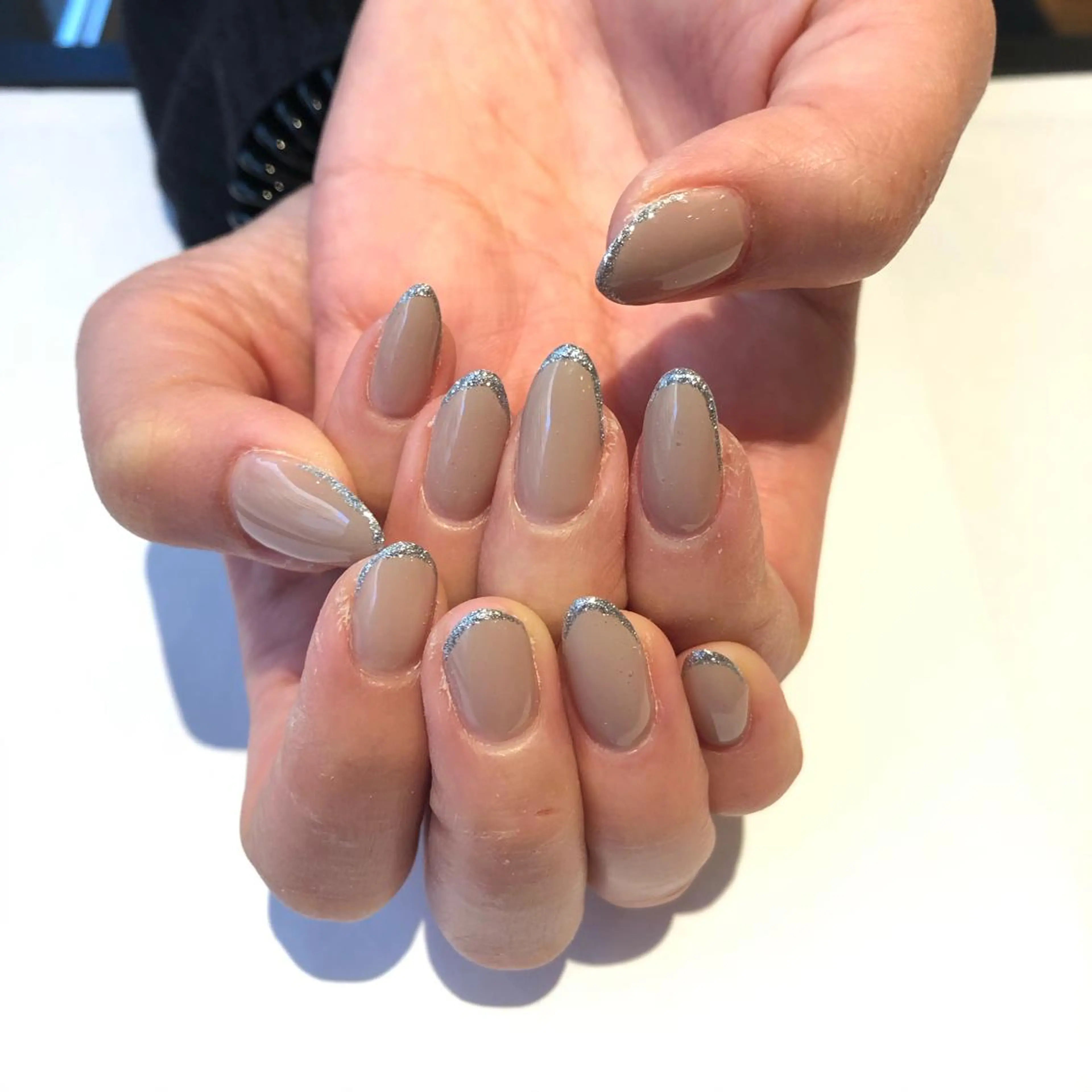 ネイル キラキラネイル ハンドネイル 大阪福島韓国束感まつ げ Sayaka🤍のマツエク・マツパデザイン