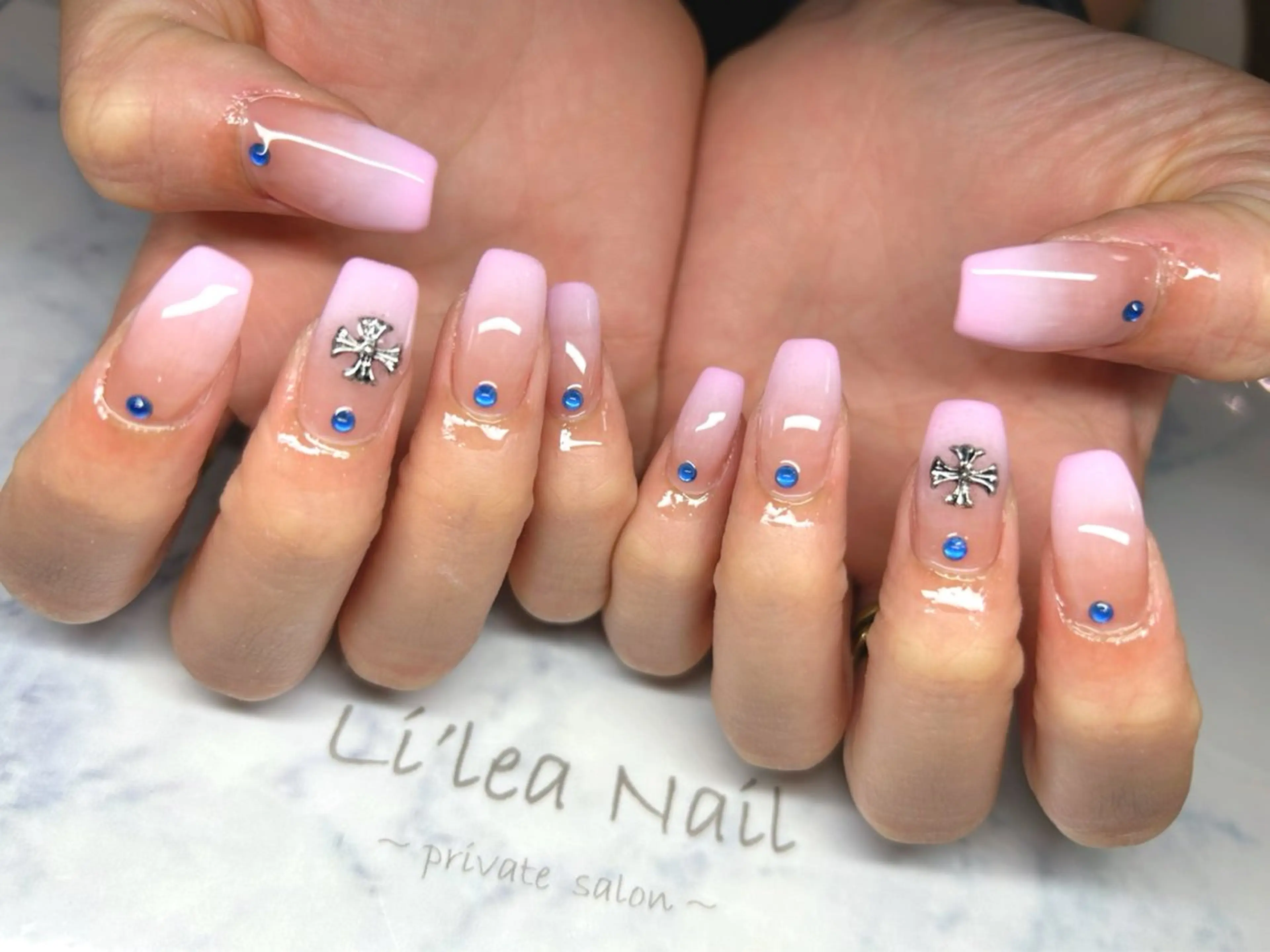 ネイル ハンドネイル Li'leaNail AINAのネイルデザイン