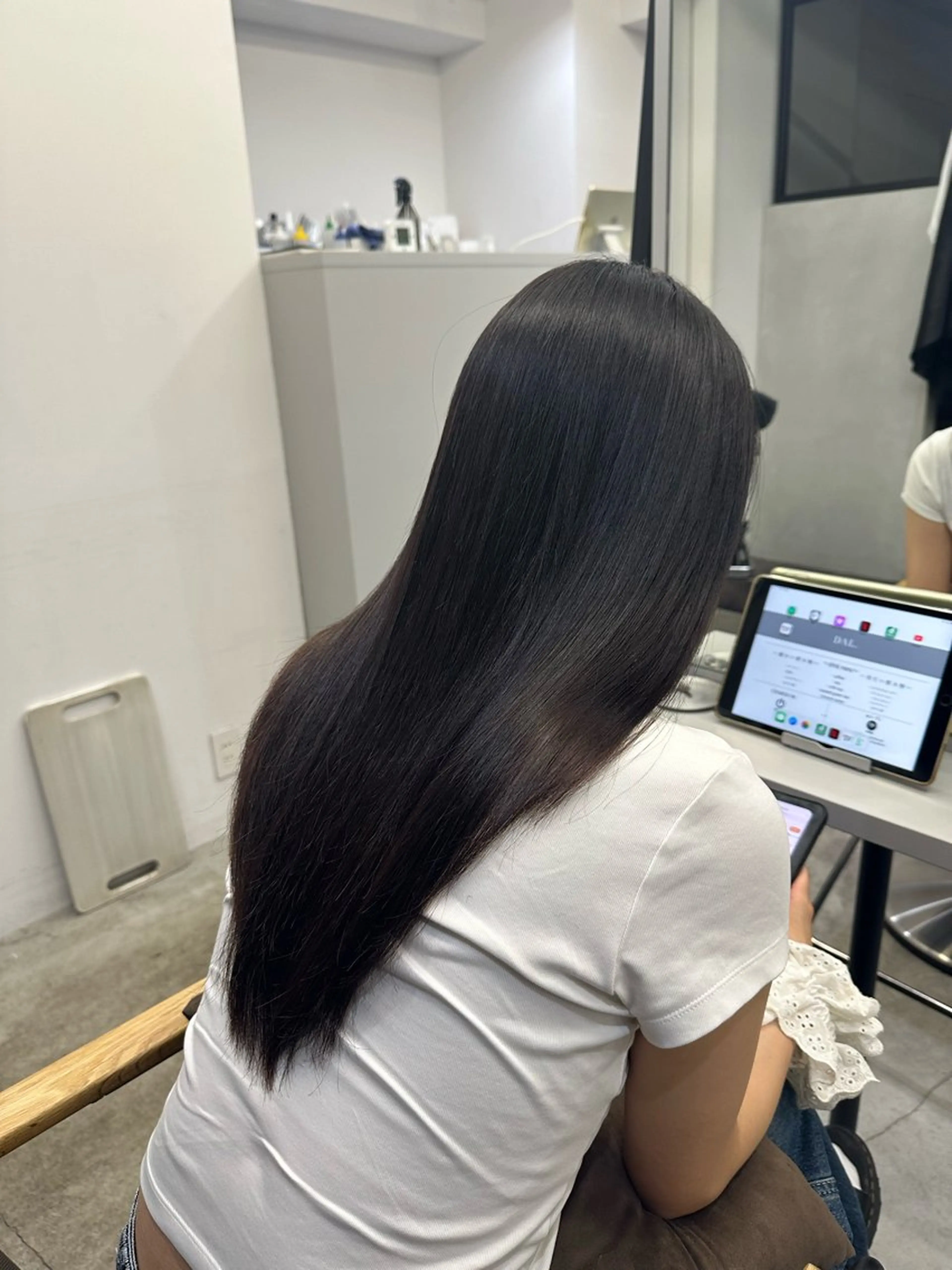 ロング パーマ 縮毛矯正 ハイトーンカラー が絶対可愛い✨泰聖✨のヘアスタイル