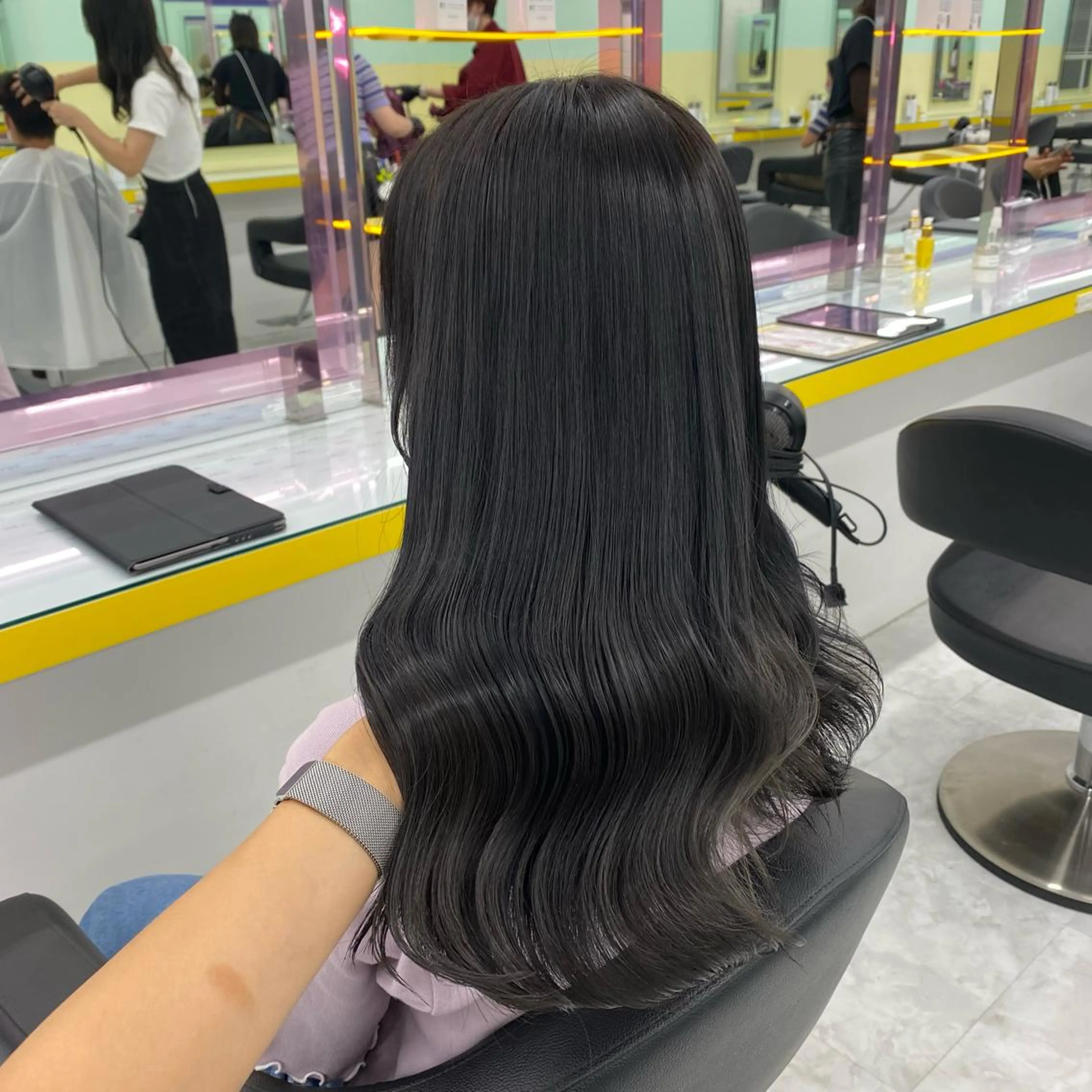 セミロング カラー ヘアアレンジ ヘアカラー トリートメント GOTODAY shair salon 横浜mare店所属・mai🍑暖色カラー /レイヤー💖のヘアスタイル