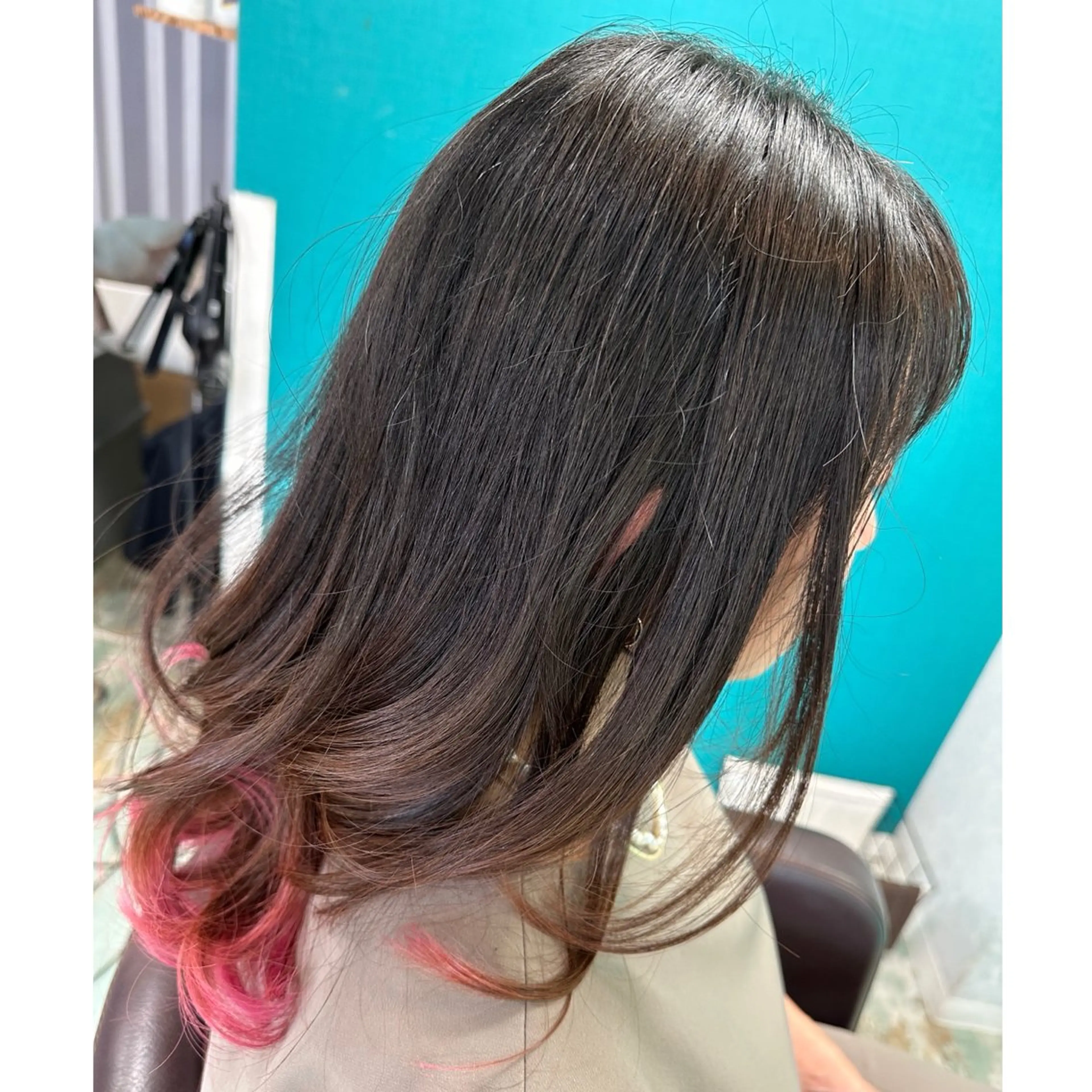 セミロング 三原 友美のヘアスタイル