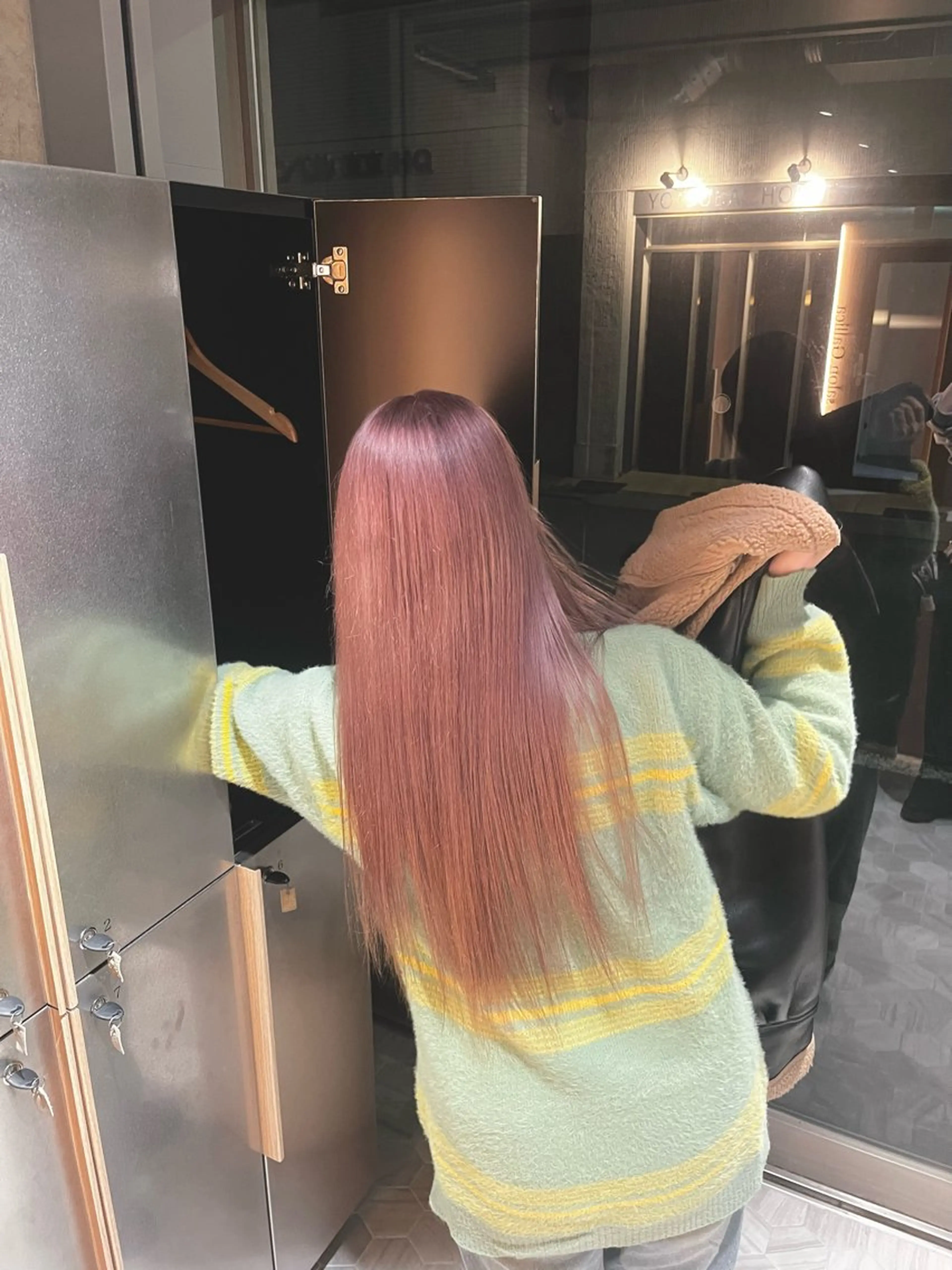 【ダメージoff】ケアブリーチカラー➕カラー➕シャンプー➕トリートメントの写真