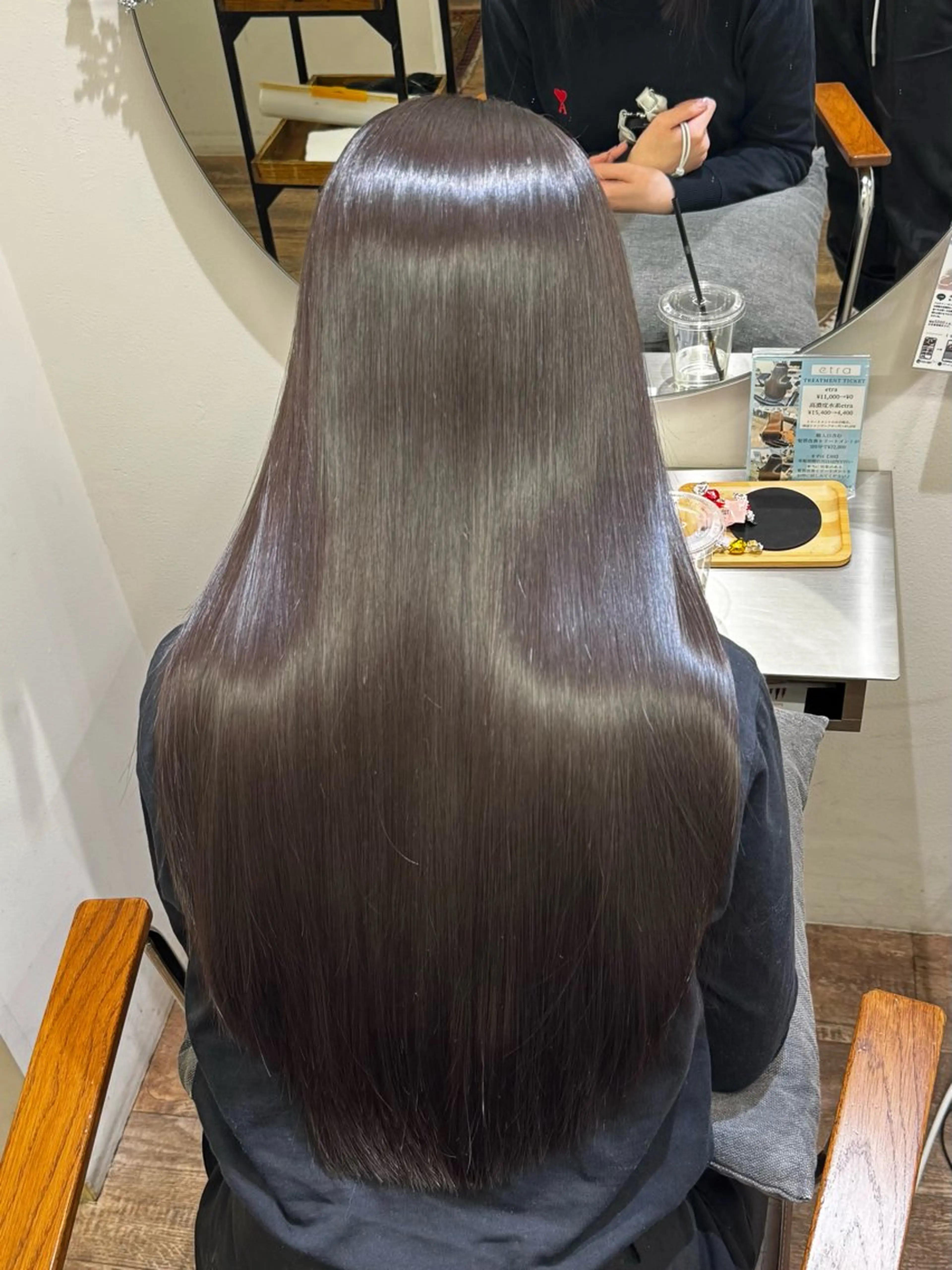 ロング 髪質改善 塩貝 幸音のヘアスタイル