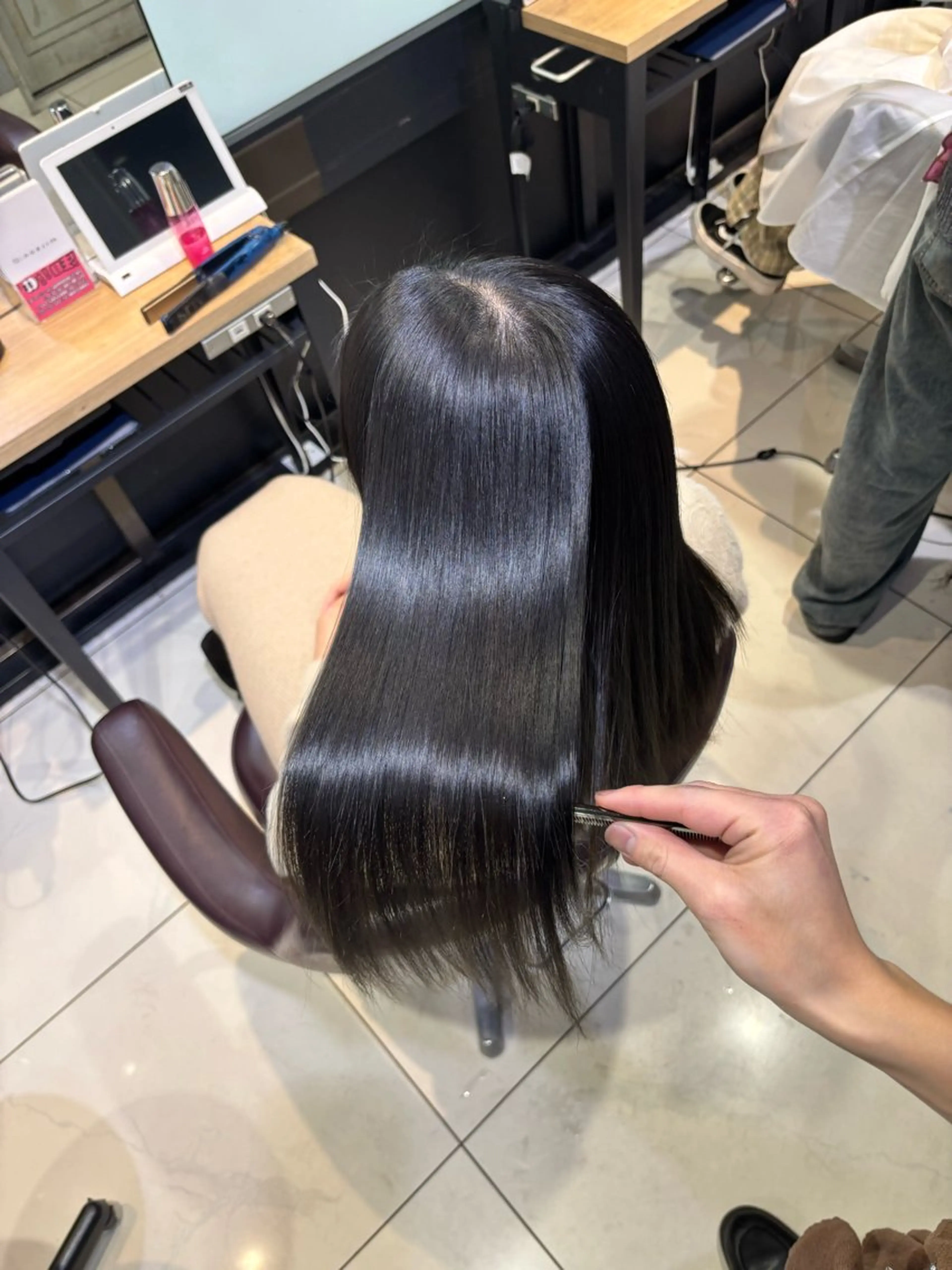 ロング カラー 縮毛矯正 トリートメント 🩵レイヤー✖︎ 髪質改善🩵リョウヤのヘアスタイル