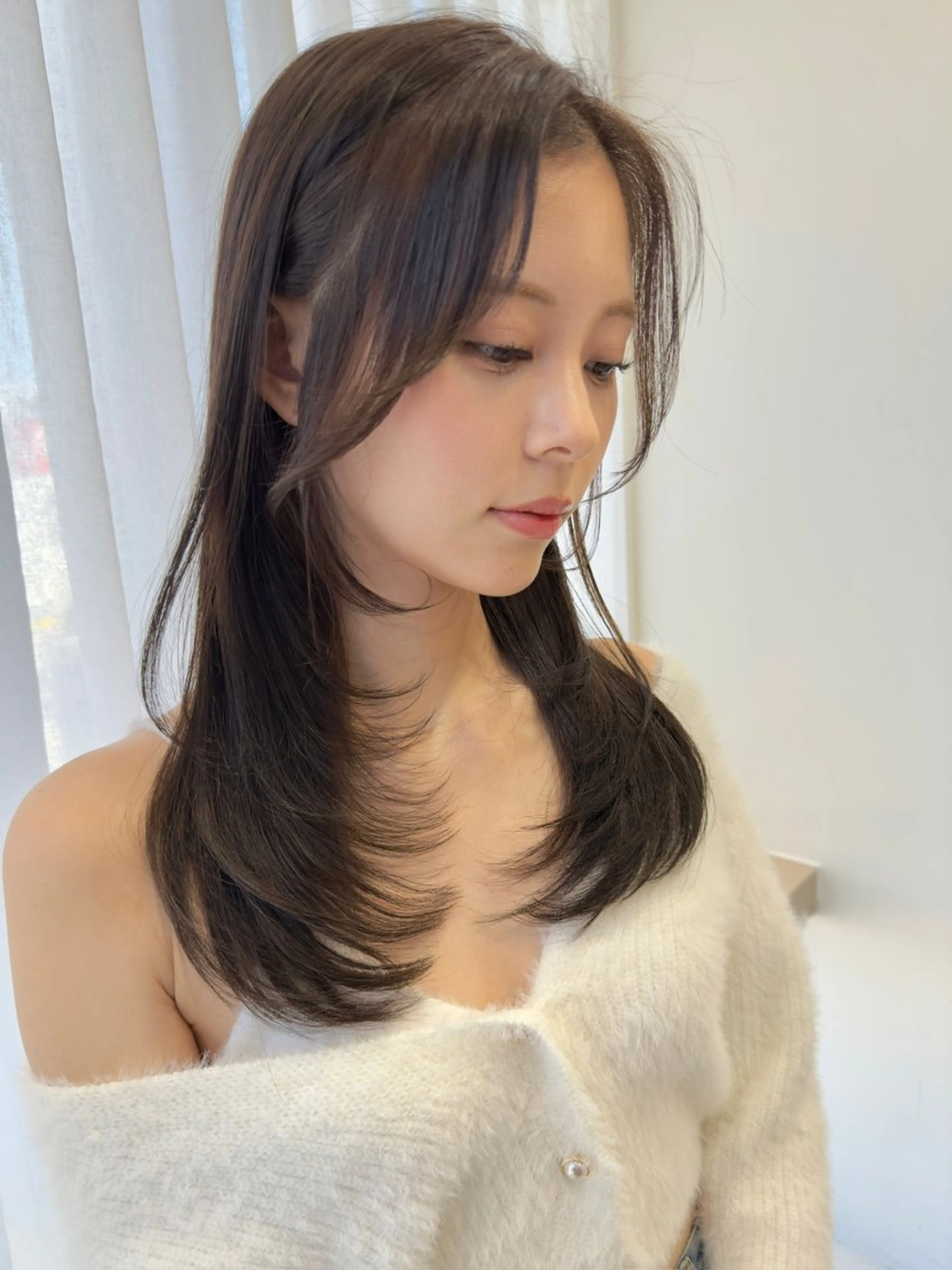 セミロング カラー カット ヘアカラー トリートメント レイヤー❣️縮毛矯 川村利幸のヘアスタイル