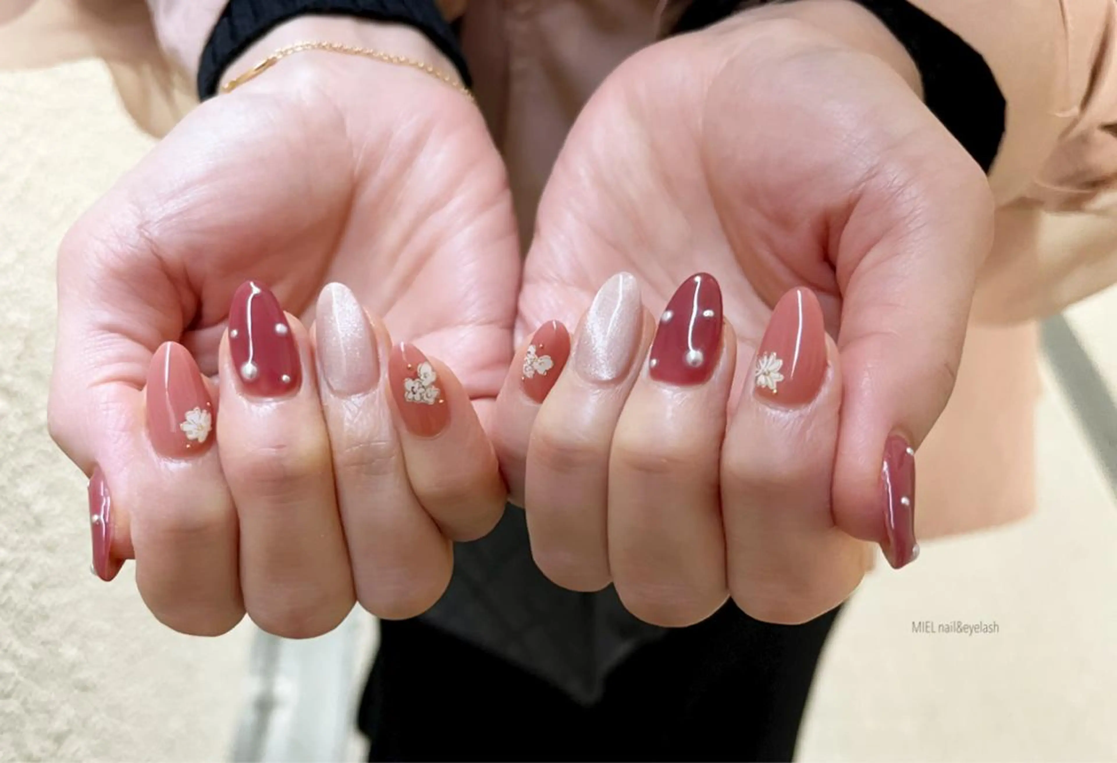 ネイル ドット ハンドネイル nail salon monailのネイルデザイン