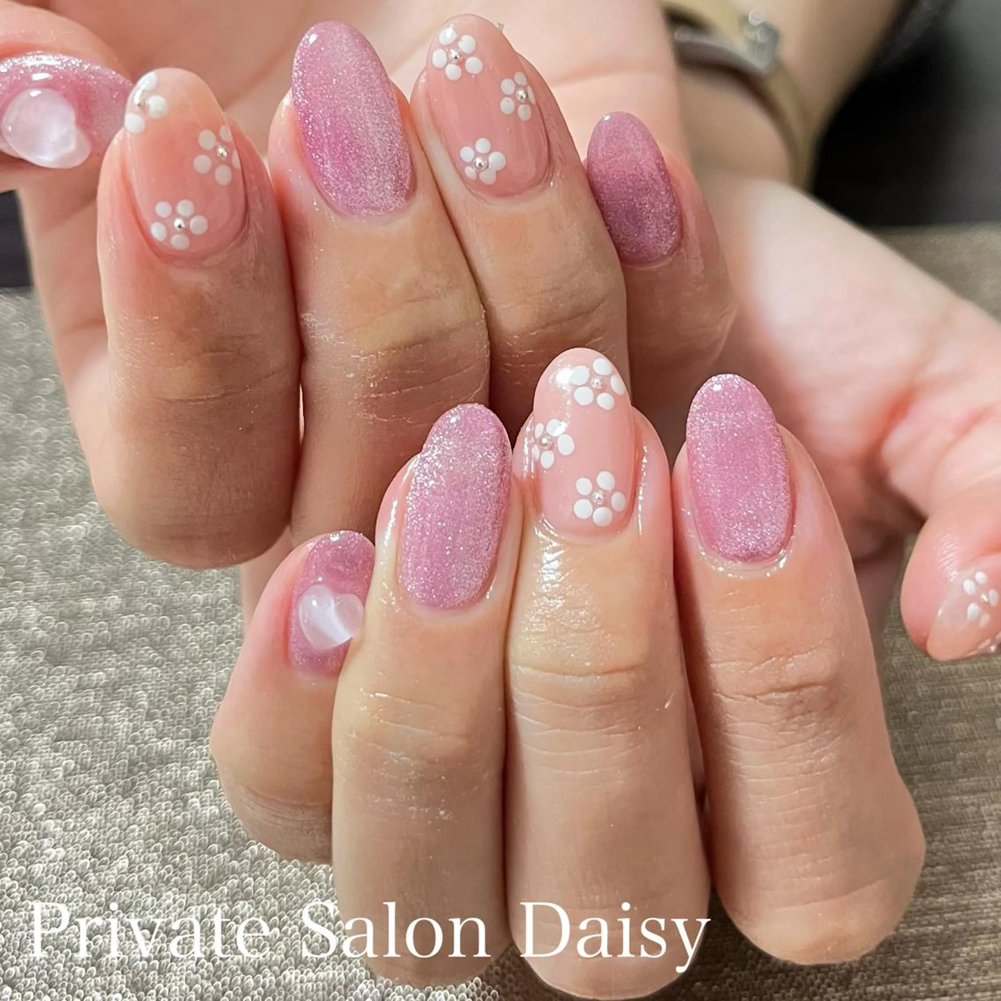 ネイル ハンドネイル プライベートサロン Daisyのネイルデザイン