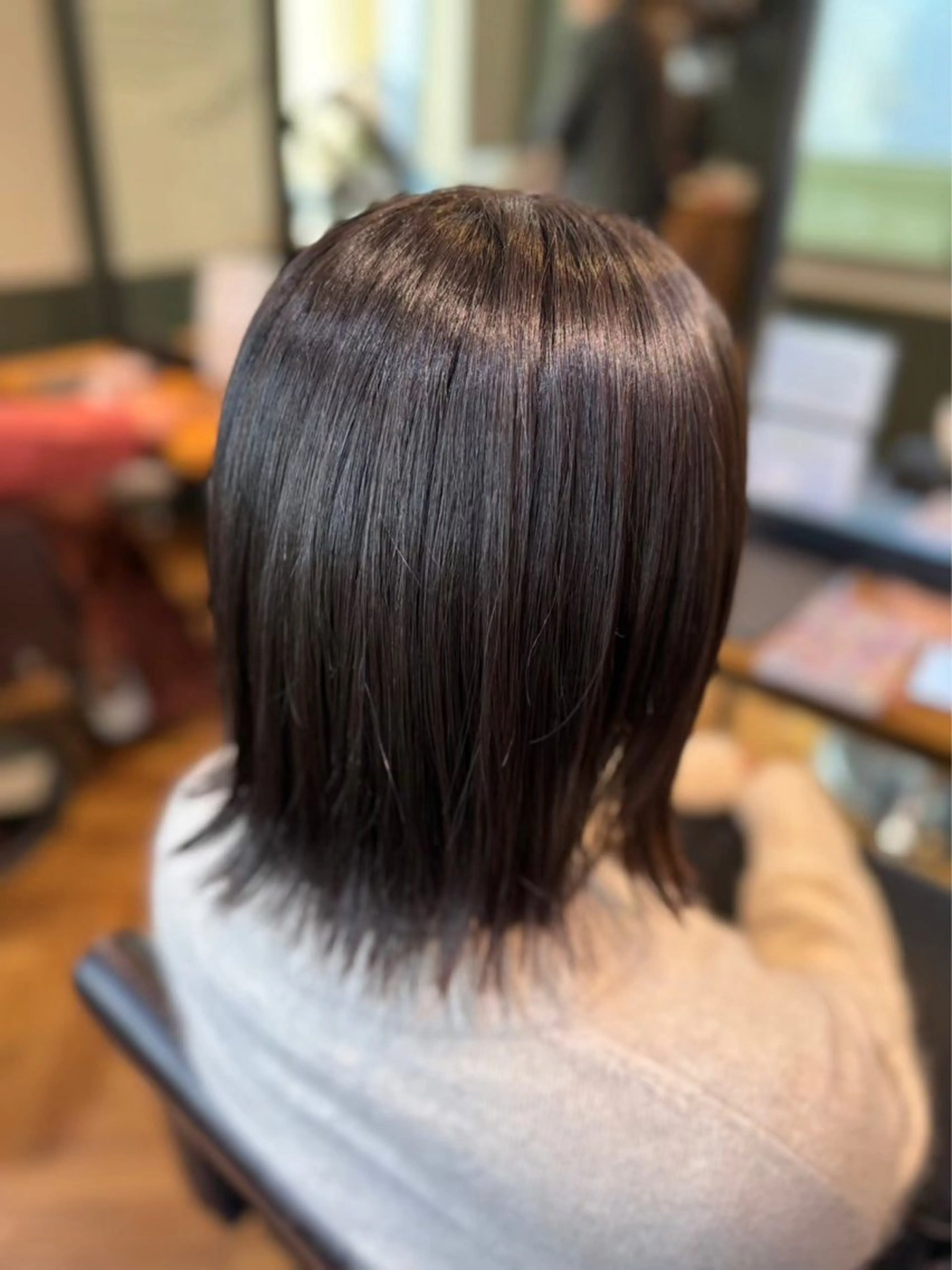 ミディアム カラー ✨️髪質改善 アイノアのヘアスタイル