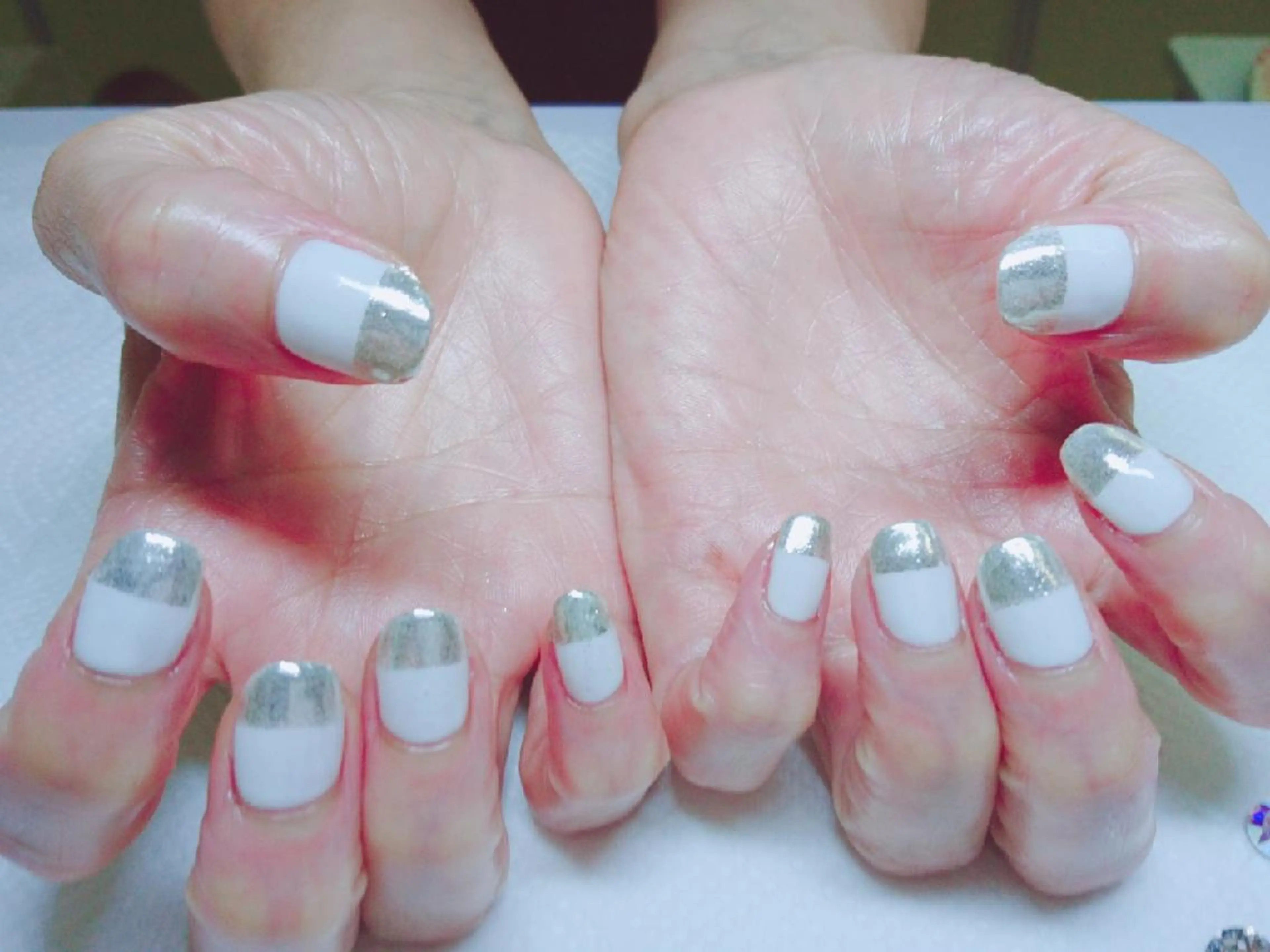 ネイル フレンチネイル ミラーネイル プライベートサロン Rosy Lilyのネイルデザイン