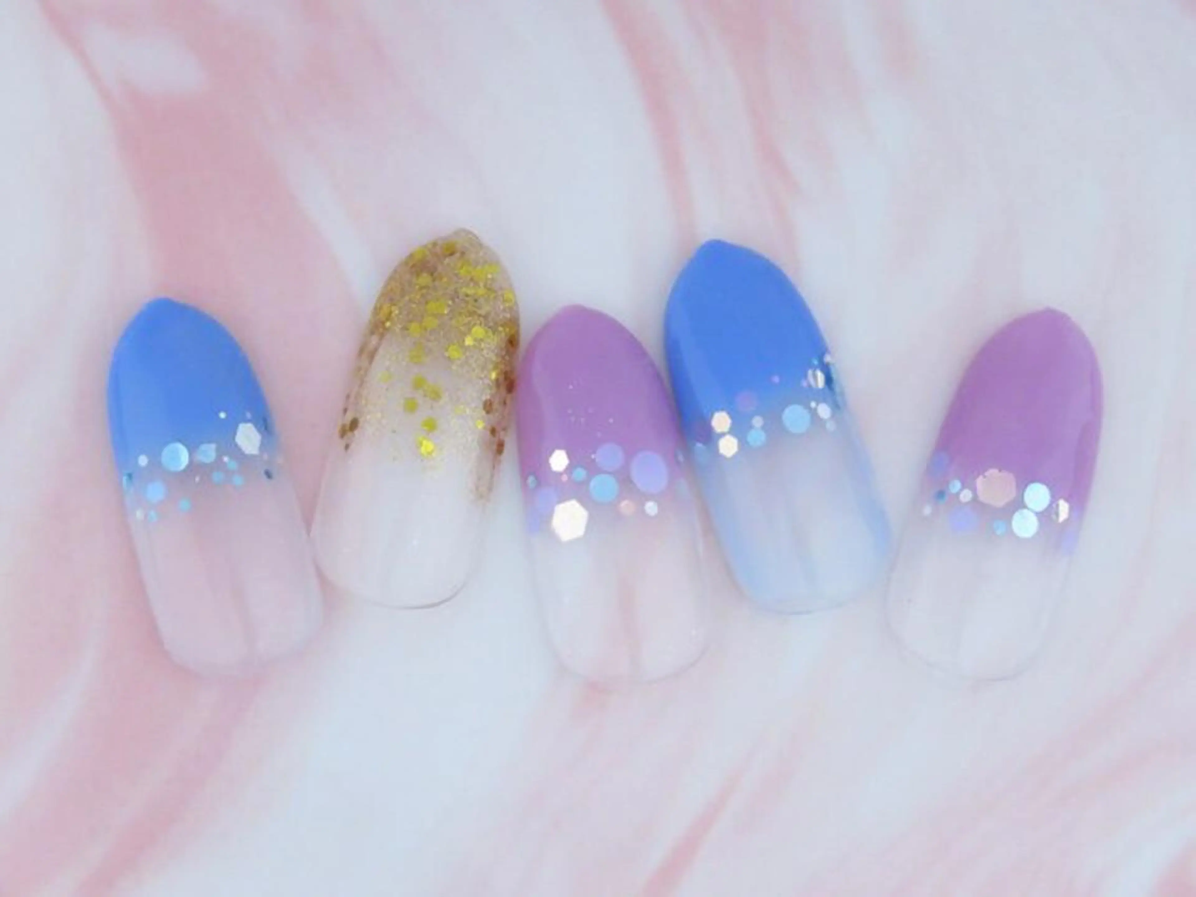 ネイル ハンドネイル マジック ミラーのネイルデザイン