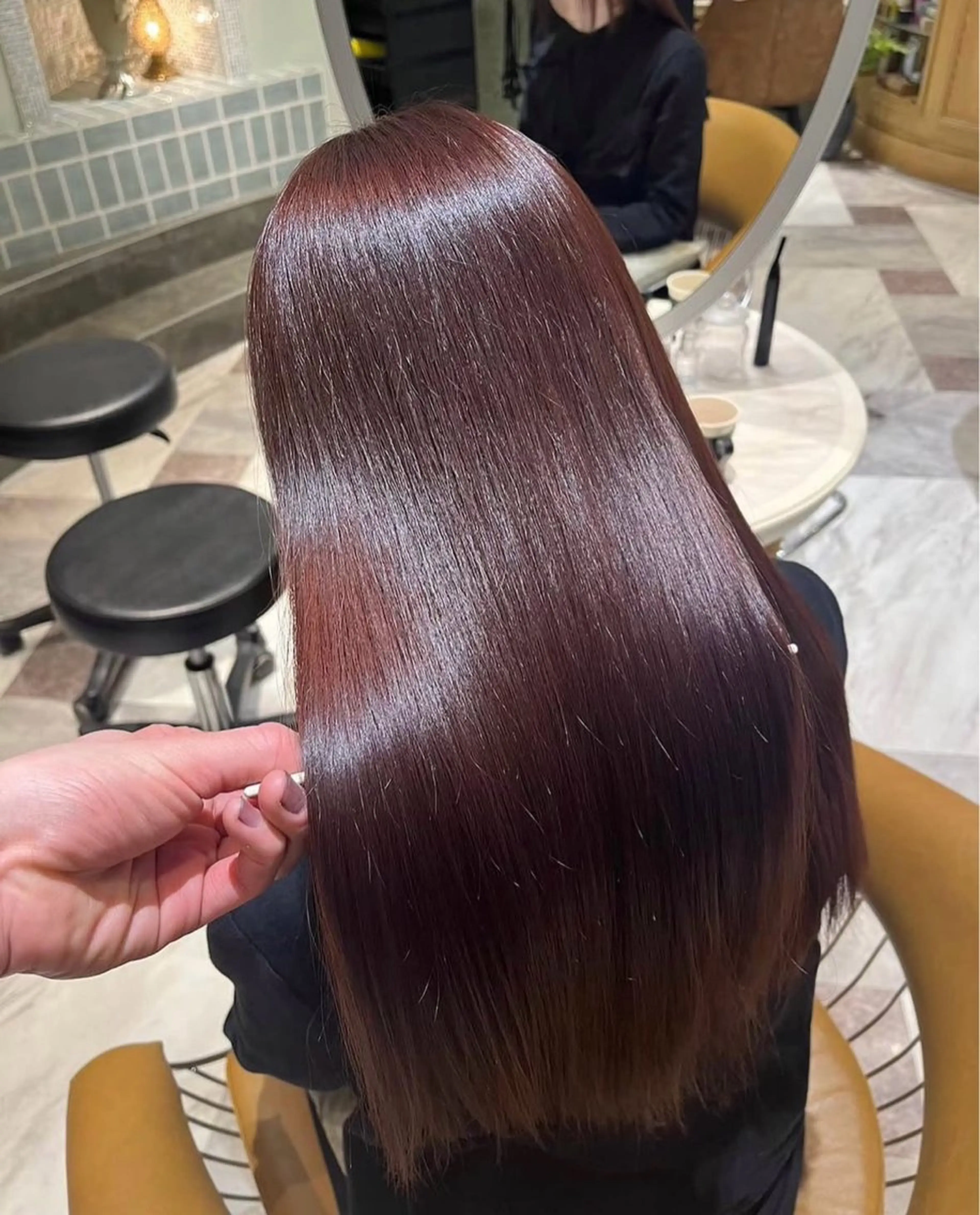 ミディアム ボブ ハイライト 髪質改善 ヘアカラー トリートメント 矢口 明莉のヘアスタイル