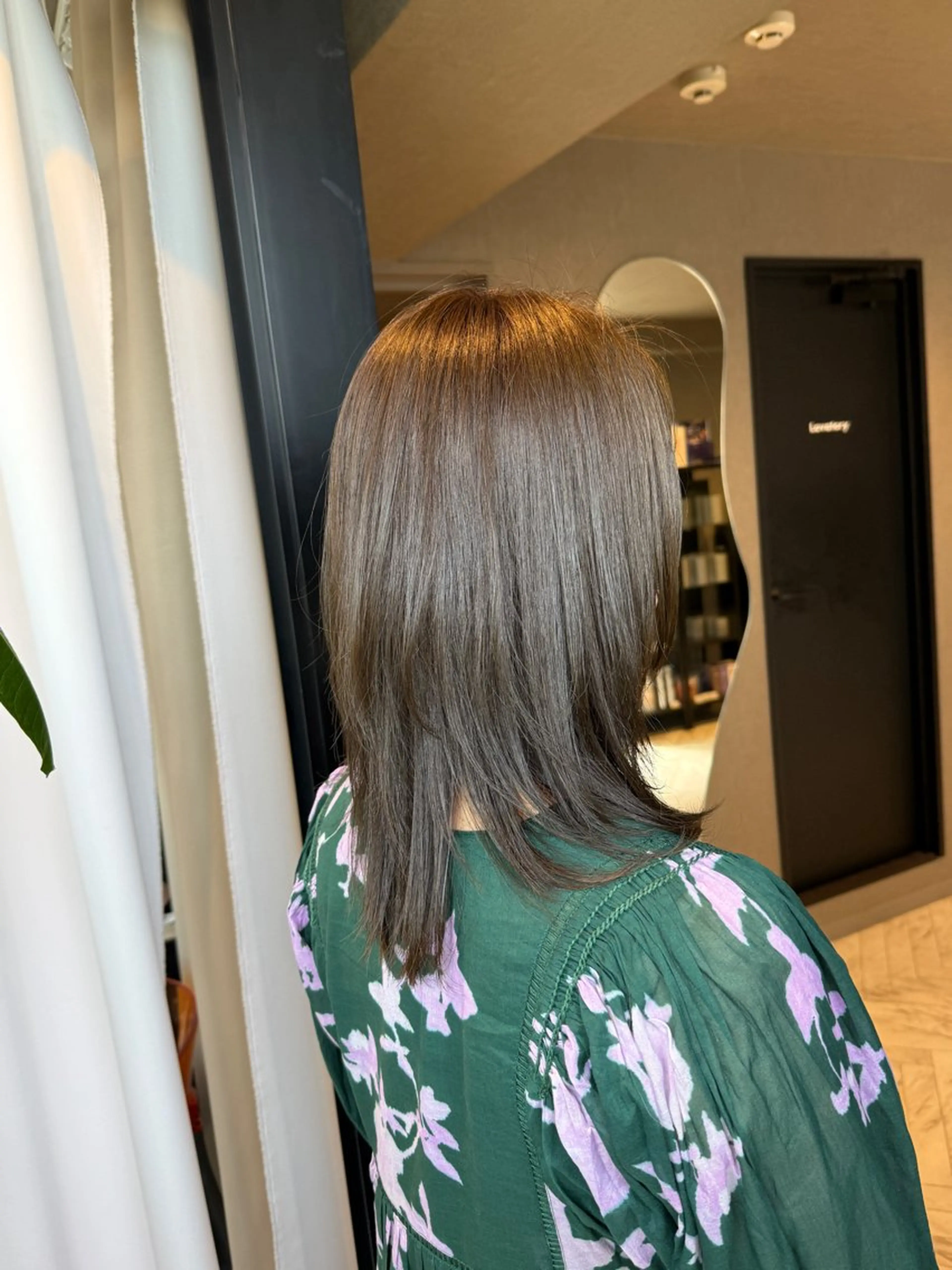 ミディアム カット ヘアカラー トリートメント ハイトーンカラー 縮毛矯正/ジャックのヘアスタイル