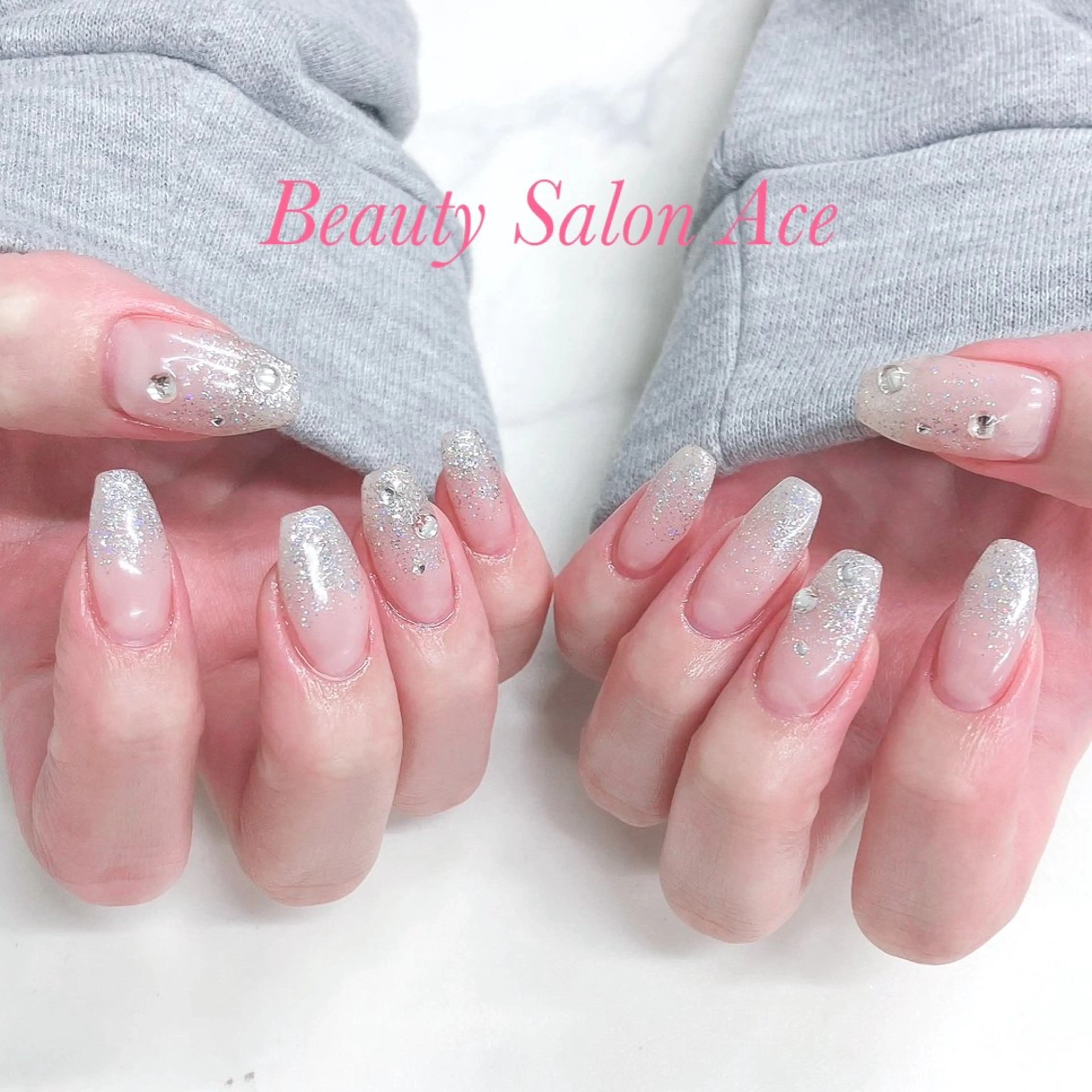 初回ソフトジェルオフ込み♡ワンカラーorラメグラデーションorパウダーカラーグラデーションの写真