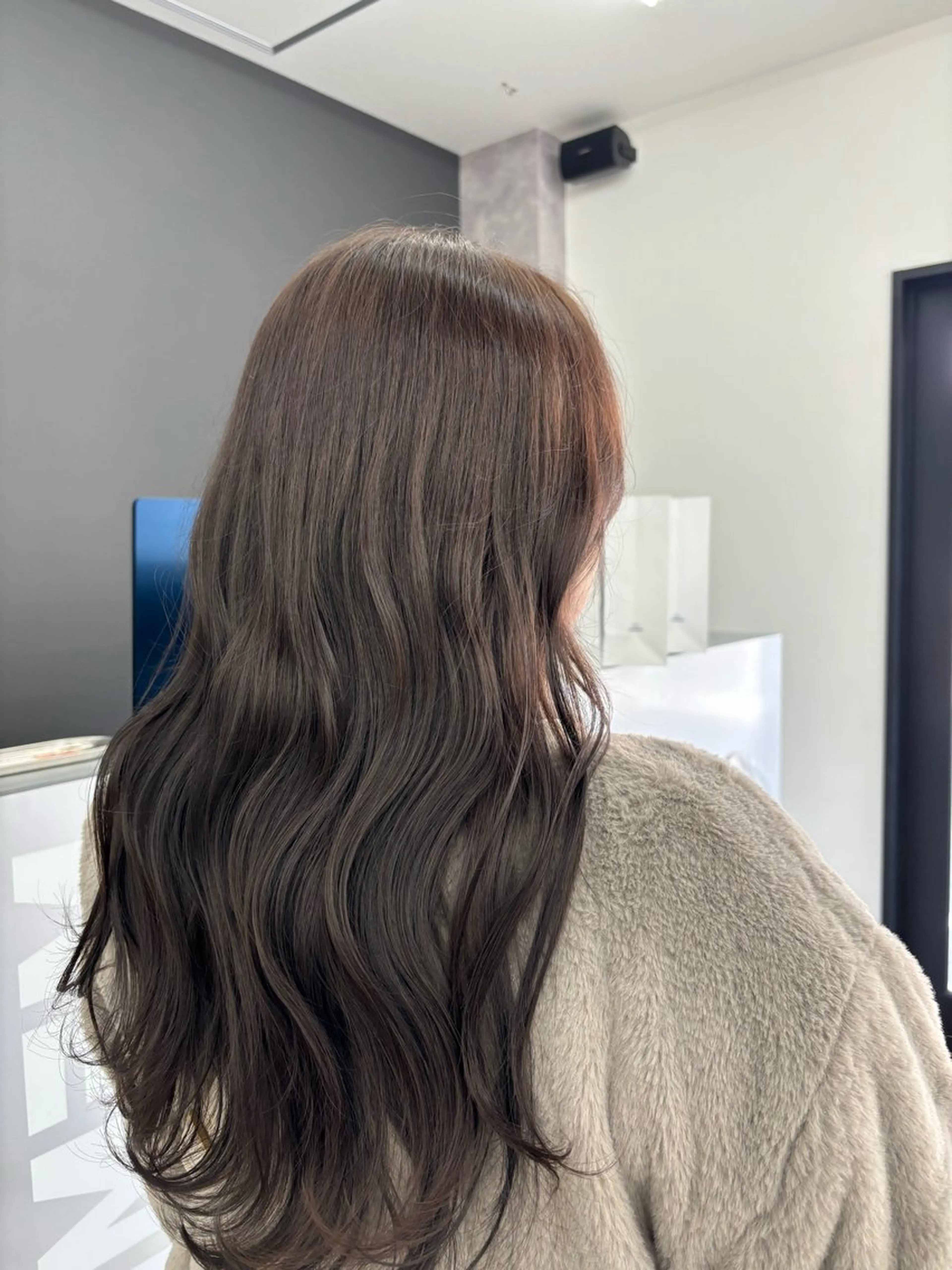 カラー カット ヘアカラー トリートメント MEMENTO YUZUのヘアスタイル