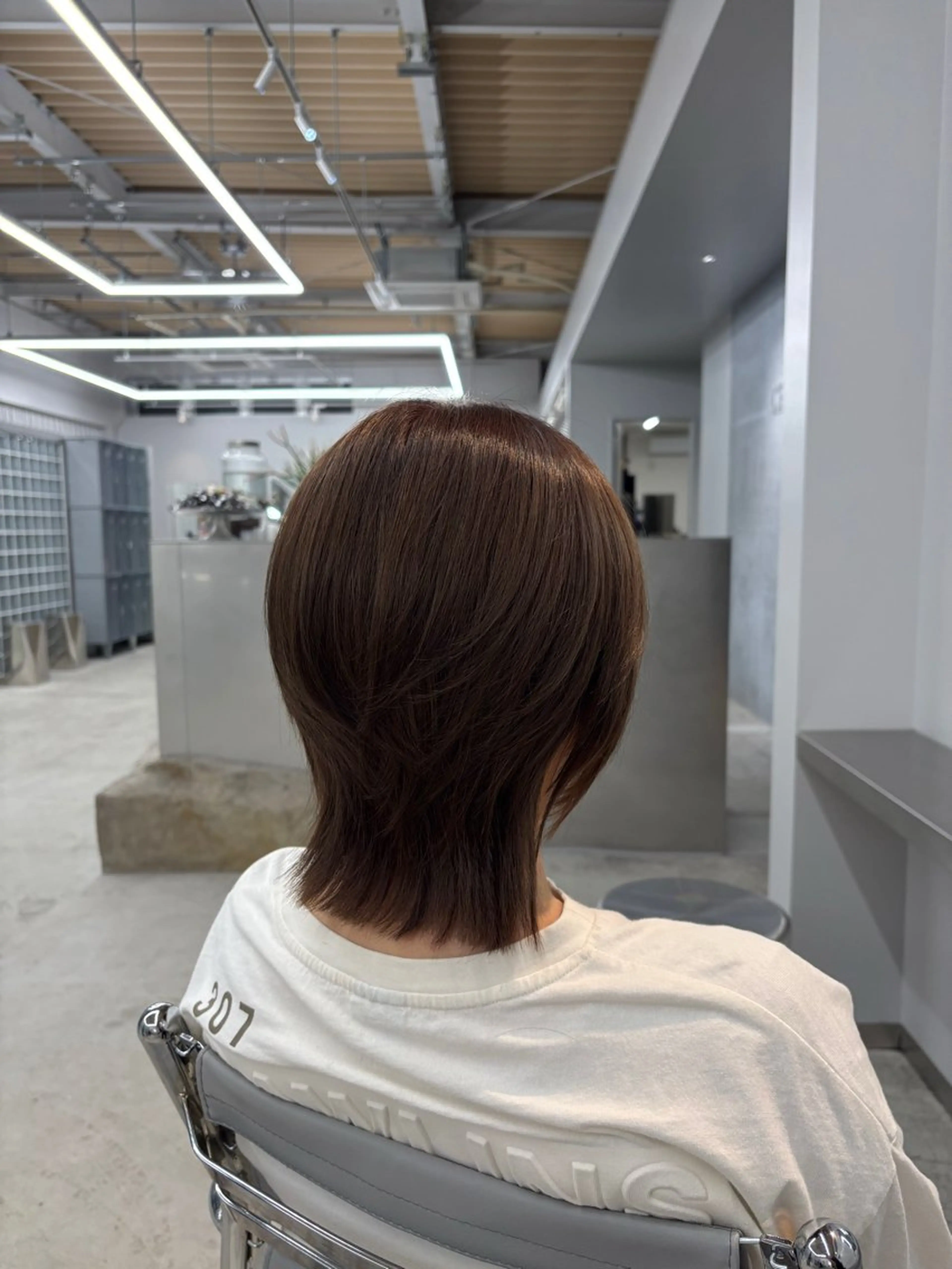 ミディアム ウルフカット カット ヘアカラー トリートメント 渡部 心柚のヘアスタイル