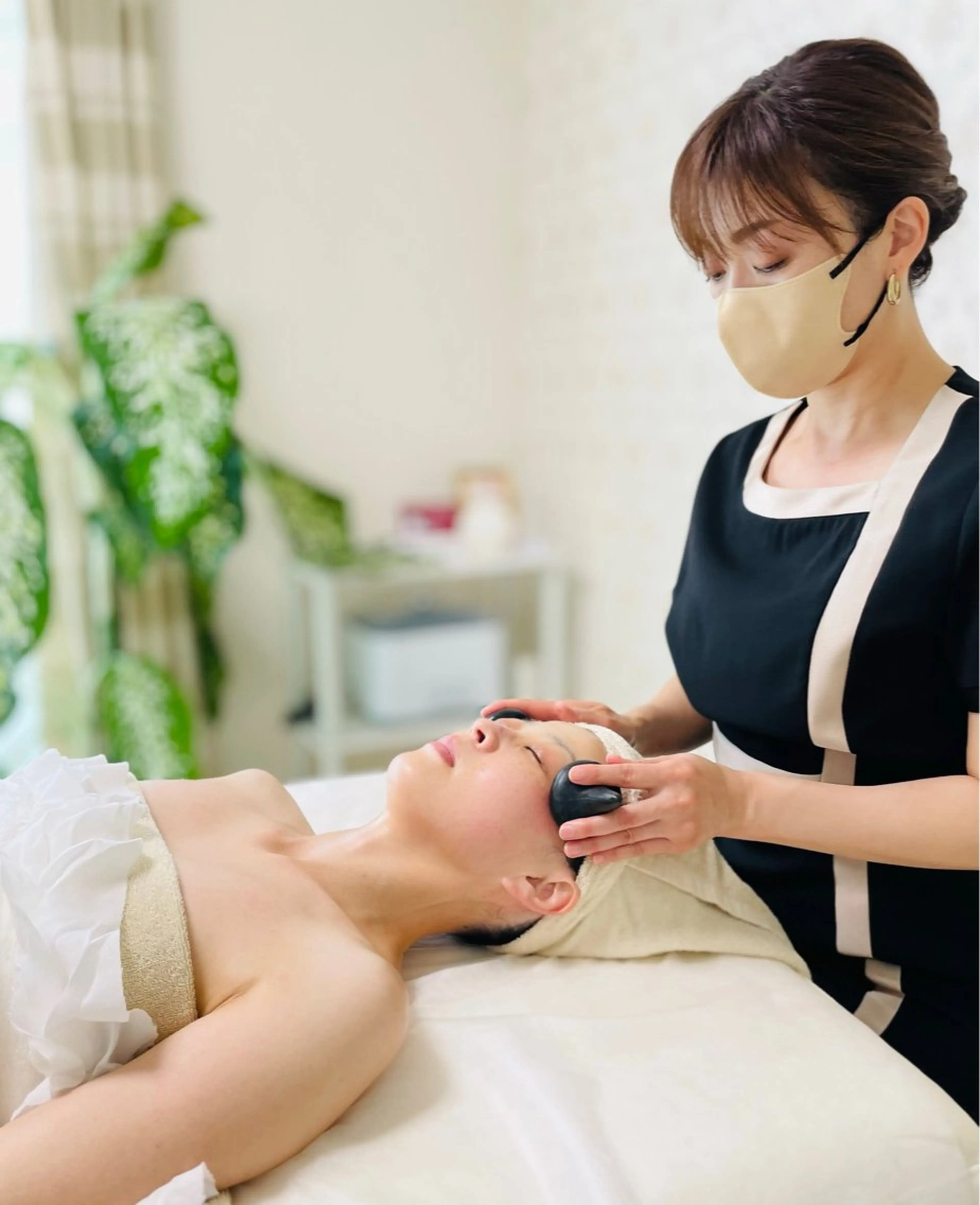 35歳からの エイジングケアサロンのエステ・リラクイメージ