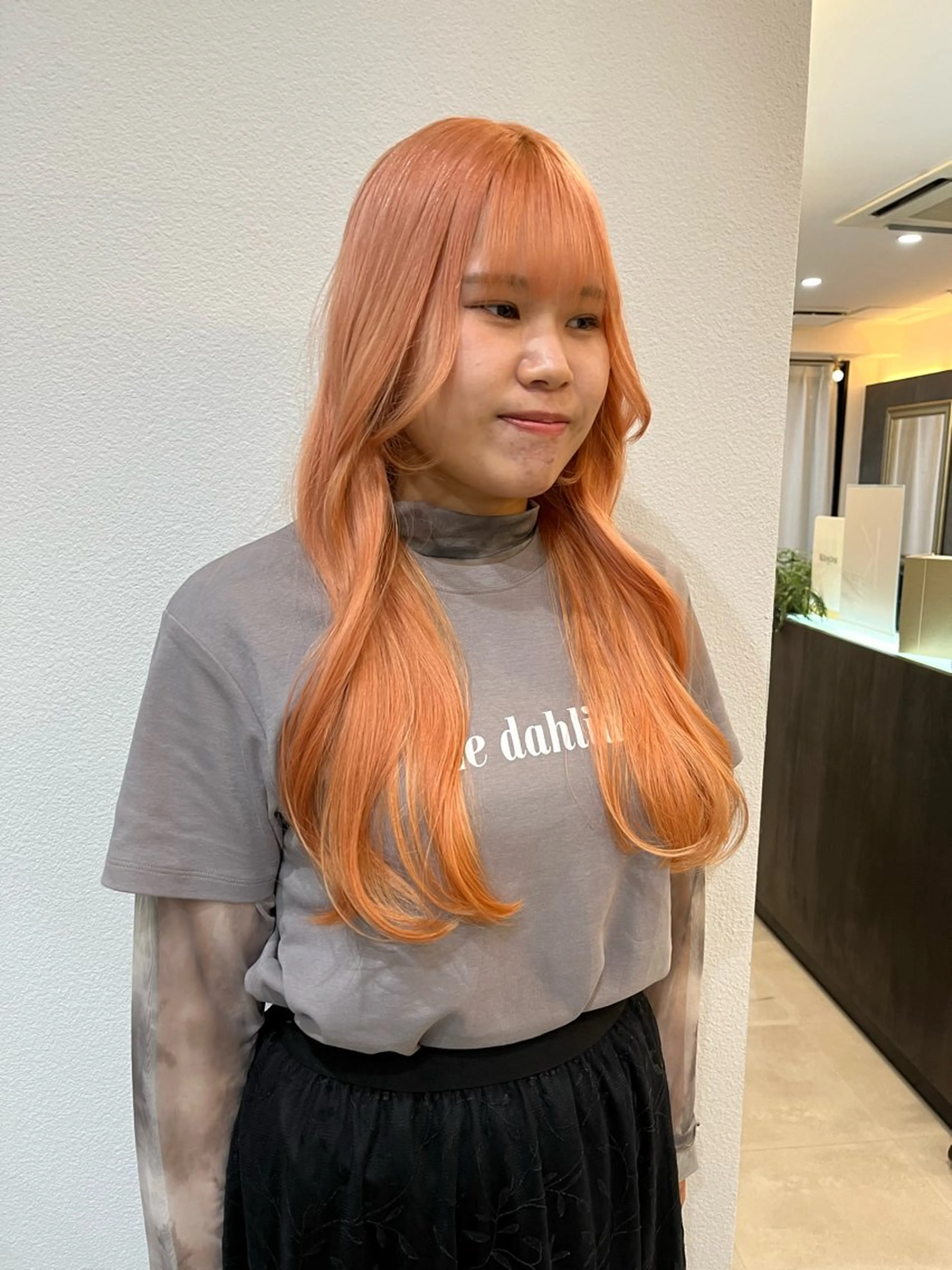 ロング カラー オレンジ ヘアカラー トリートメント 🎀ゆな🎀ブリーチ /ショートウルフのヘアスタイル